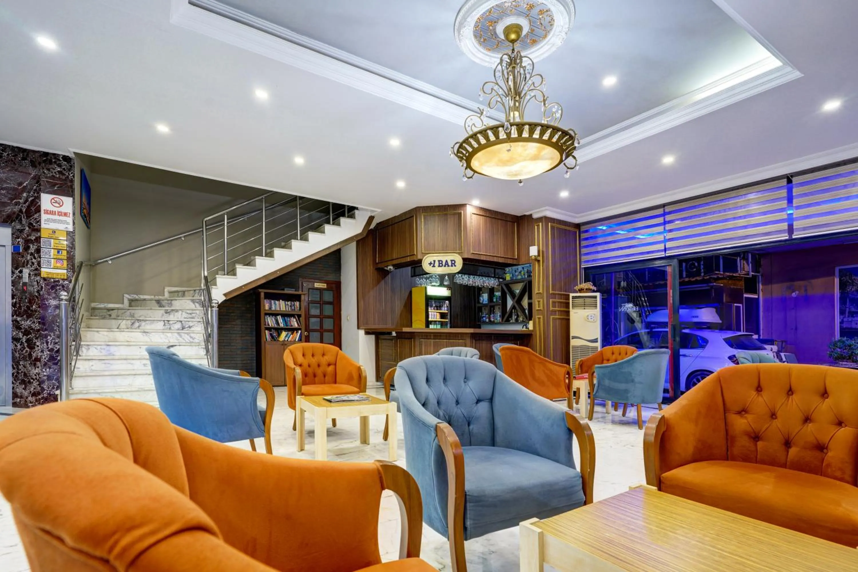 Seating area in ERGÜN OTEL