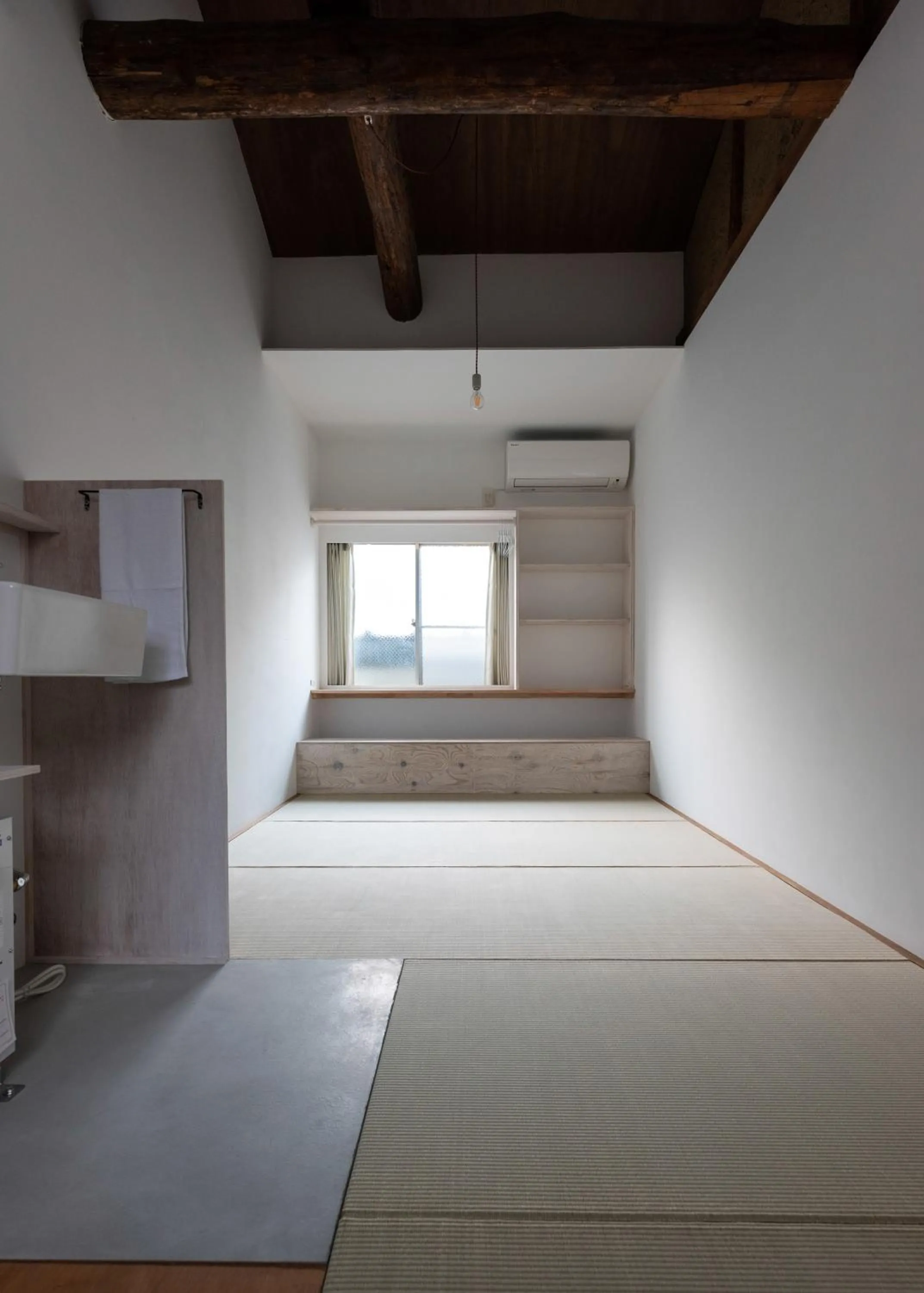 Bed in Bokuyado Nishijin