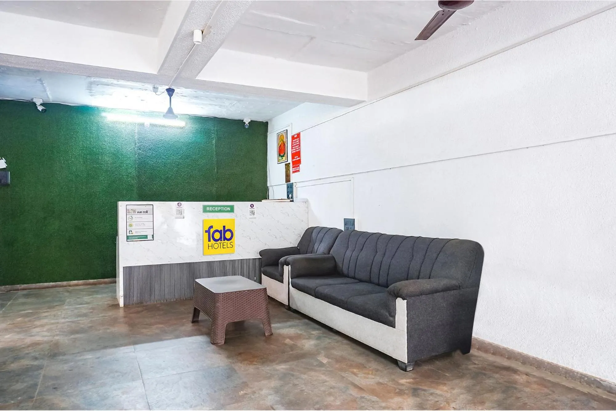 Lobby or reception in FabHotel Atithi Regency