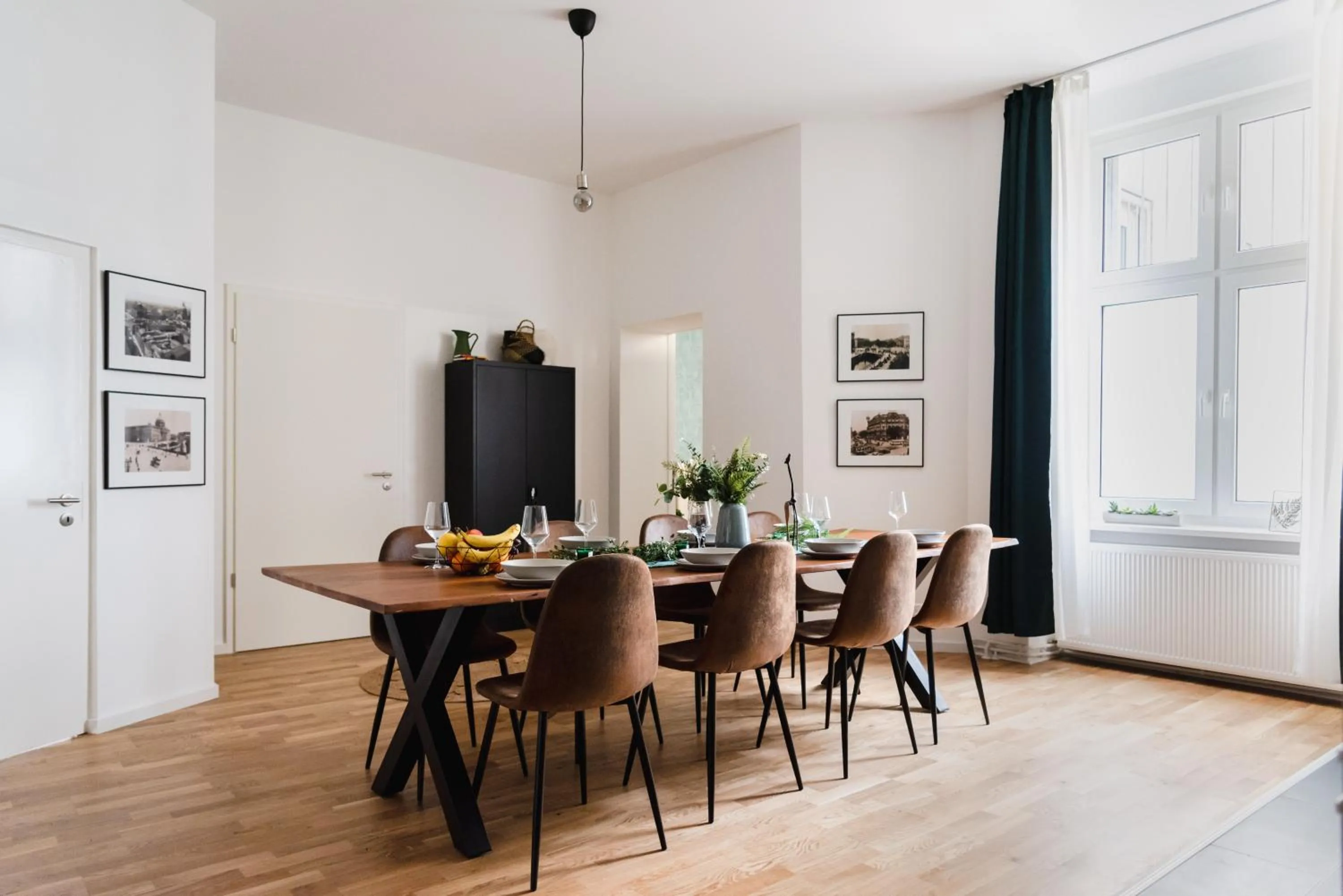 165m2 Downtown Family Suite 5BR, 3Bath, kids room, 11min Alexanderplatz