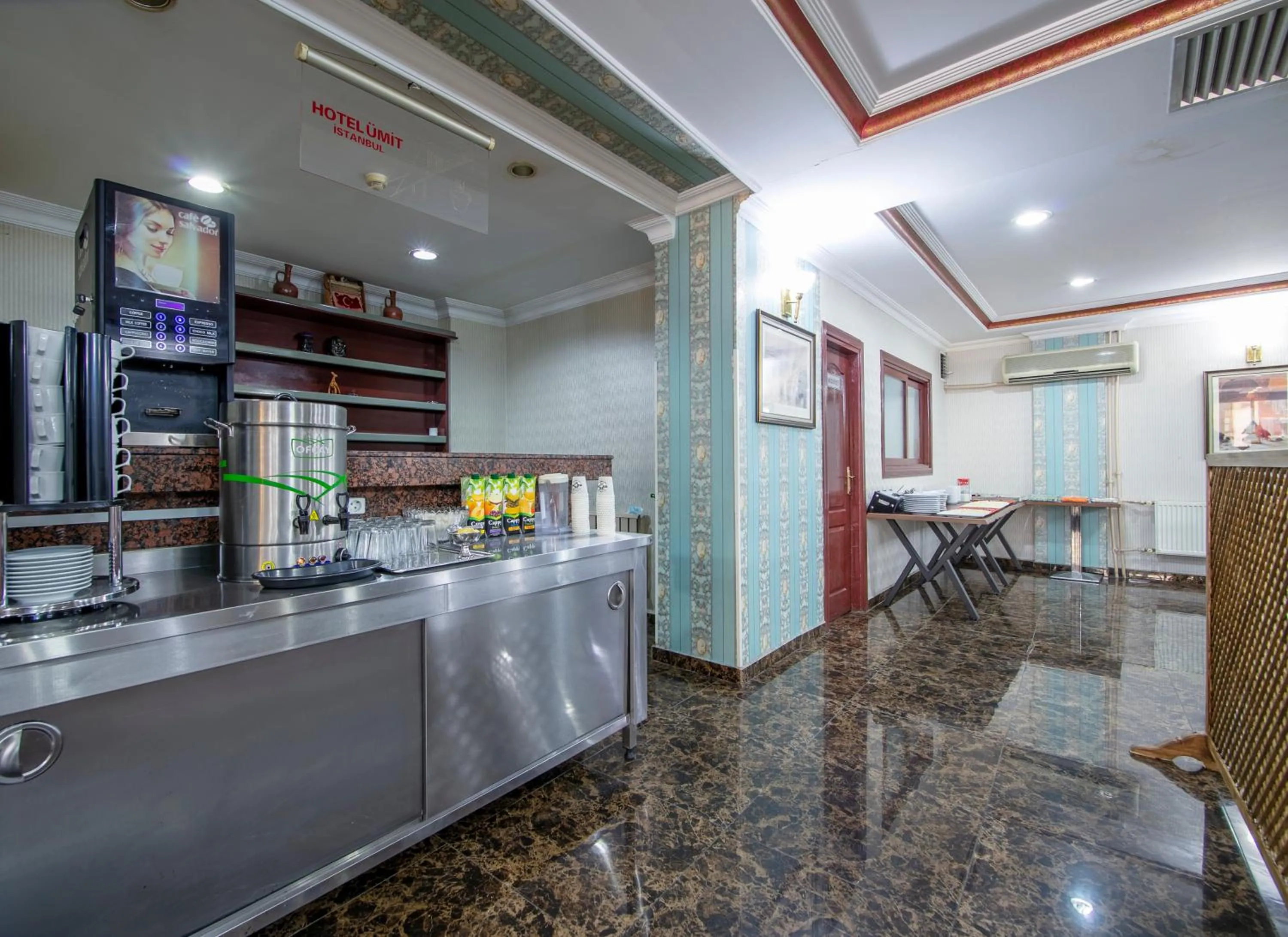 Coffee/tea facilities in OTEL ÜMIT İSTANBUL