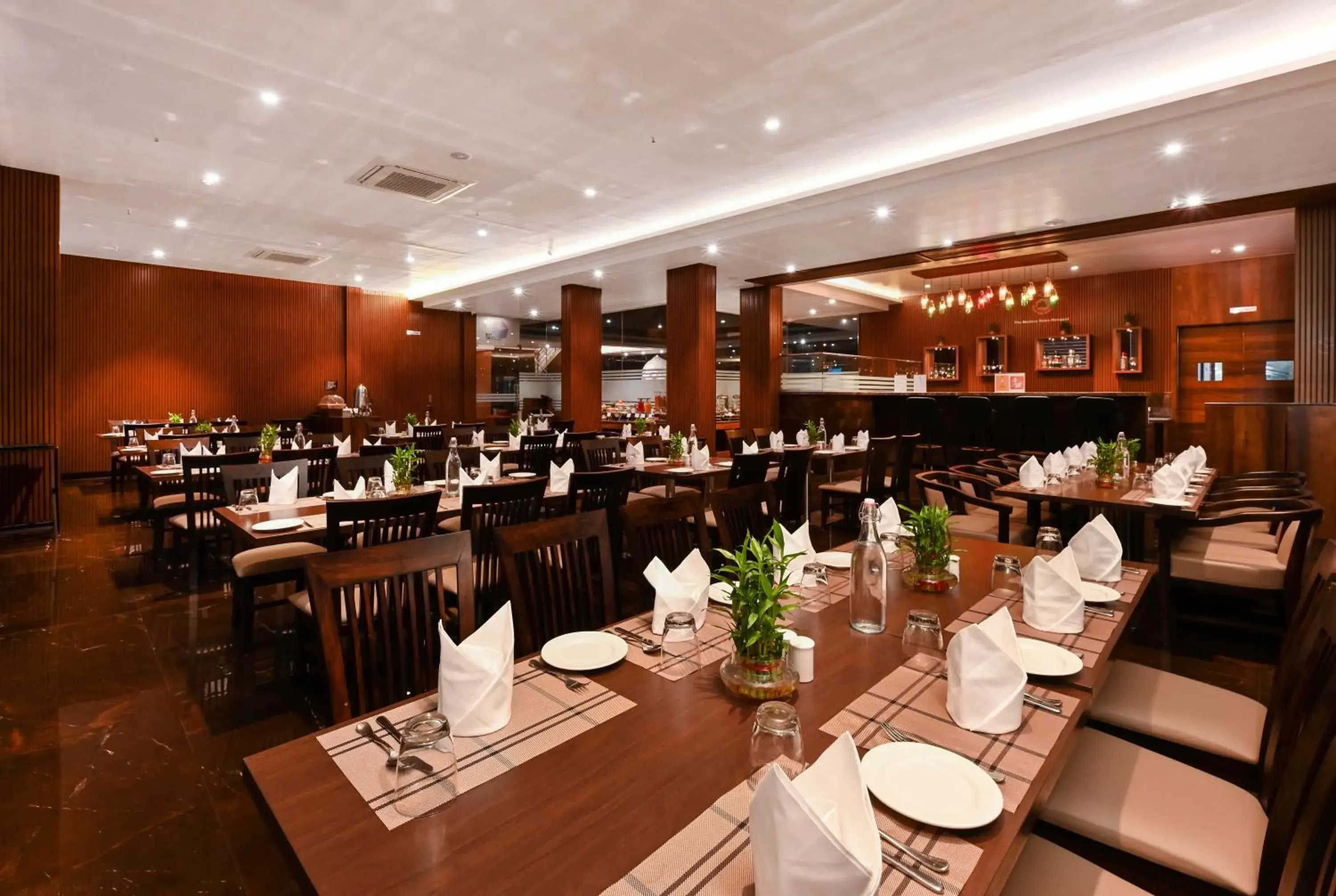 Restaurant/places to eat in Effotel by Sayaji Sarola Restaurant/places to eat in Effotel by Sayaji Sarola