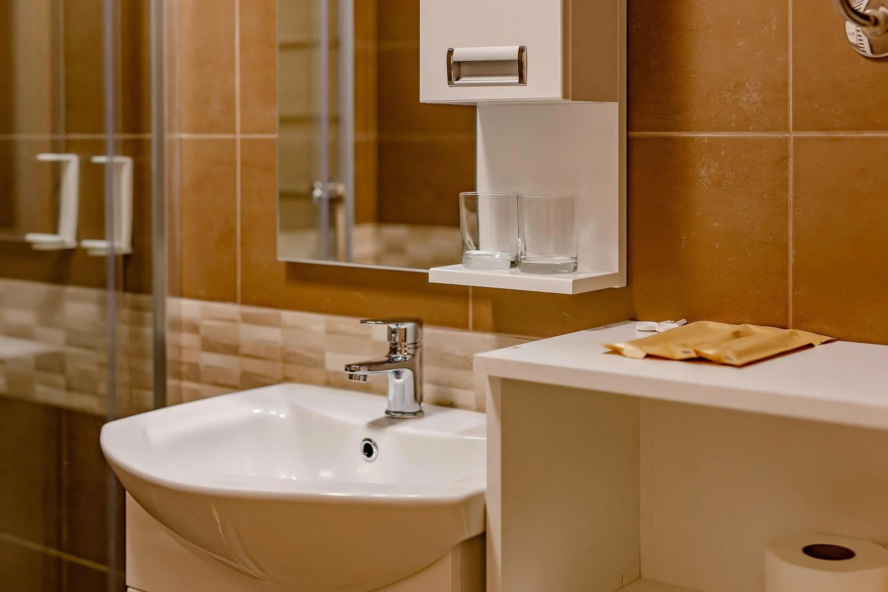 Bathroom in Hotel AirStar