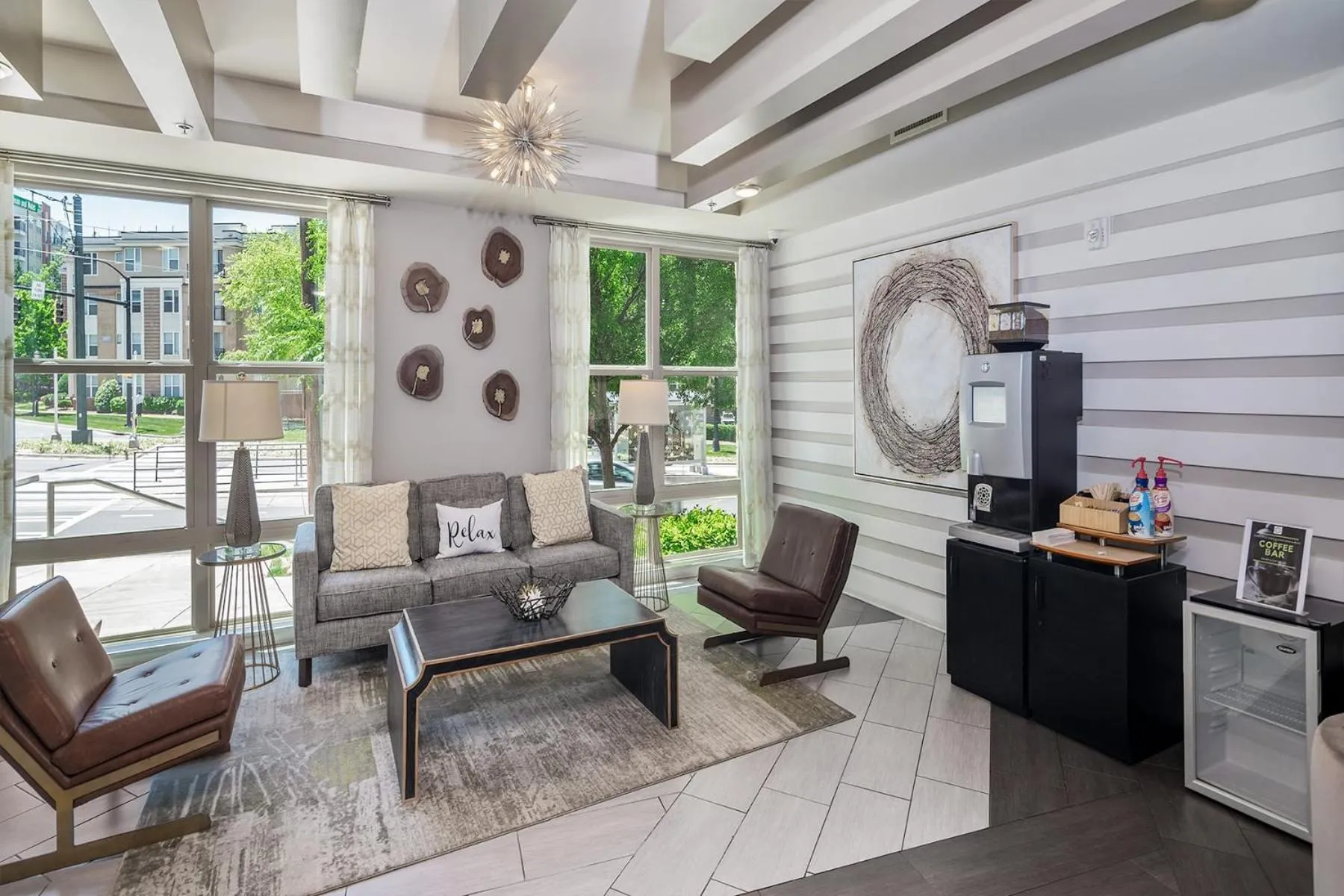 Uptown 4th Ward Luxury Apt Year-Round Pool