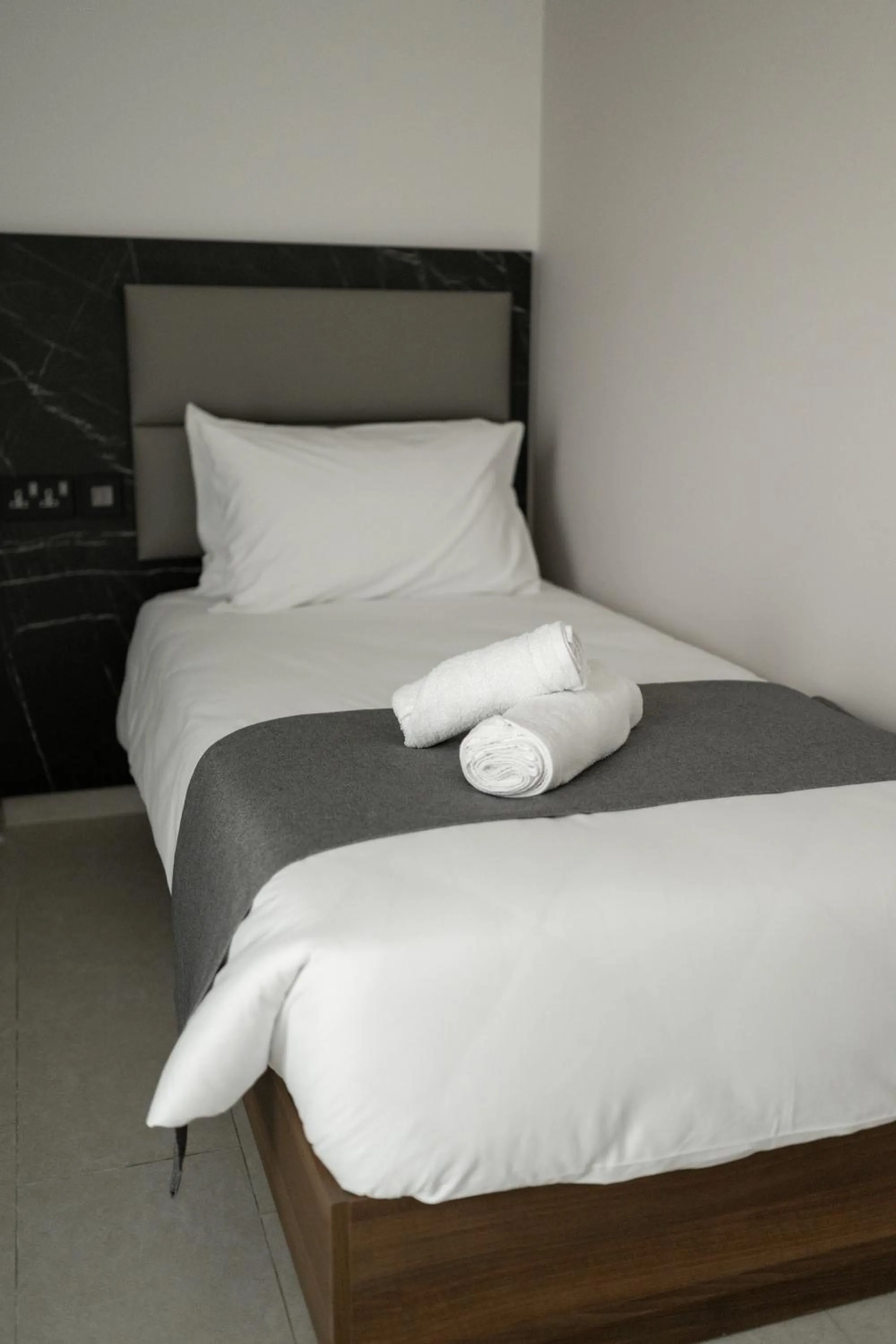 Bed in Marea Central Apartments