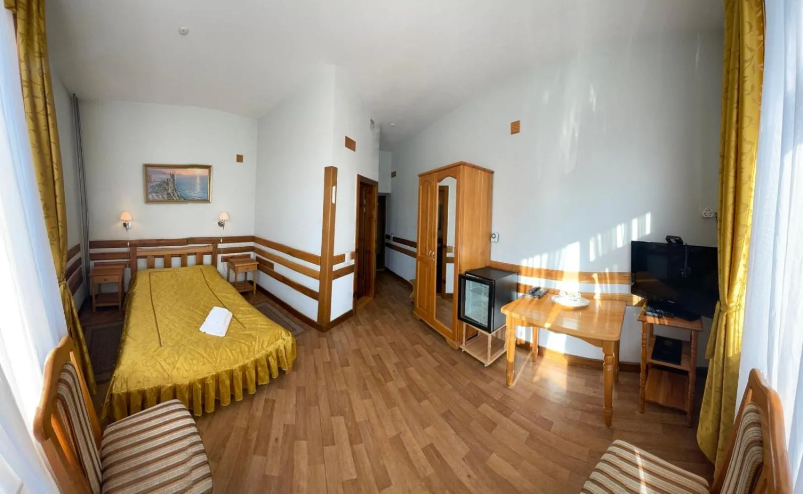 Bed in Tisa Hotel