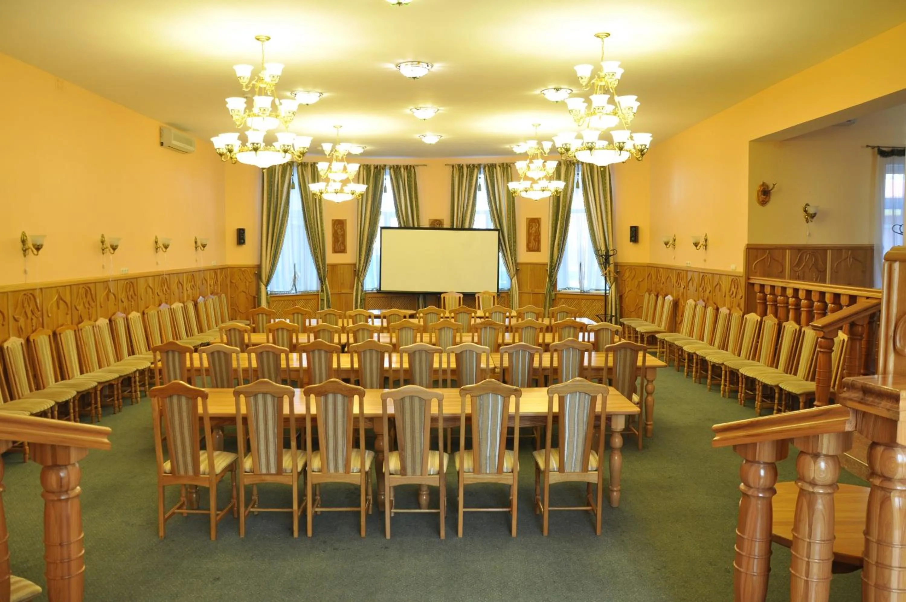 Tisa Hotel