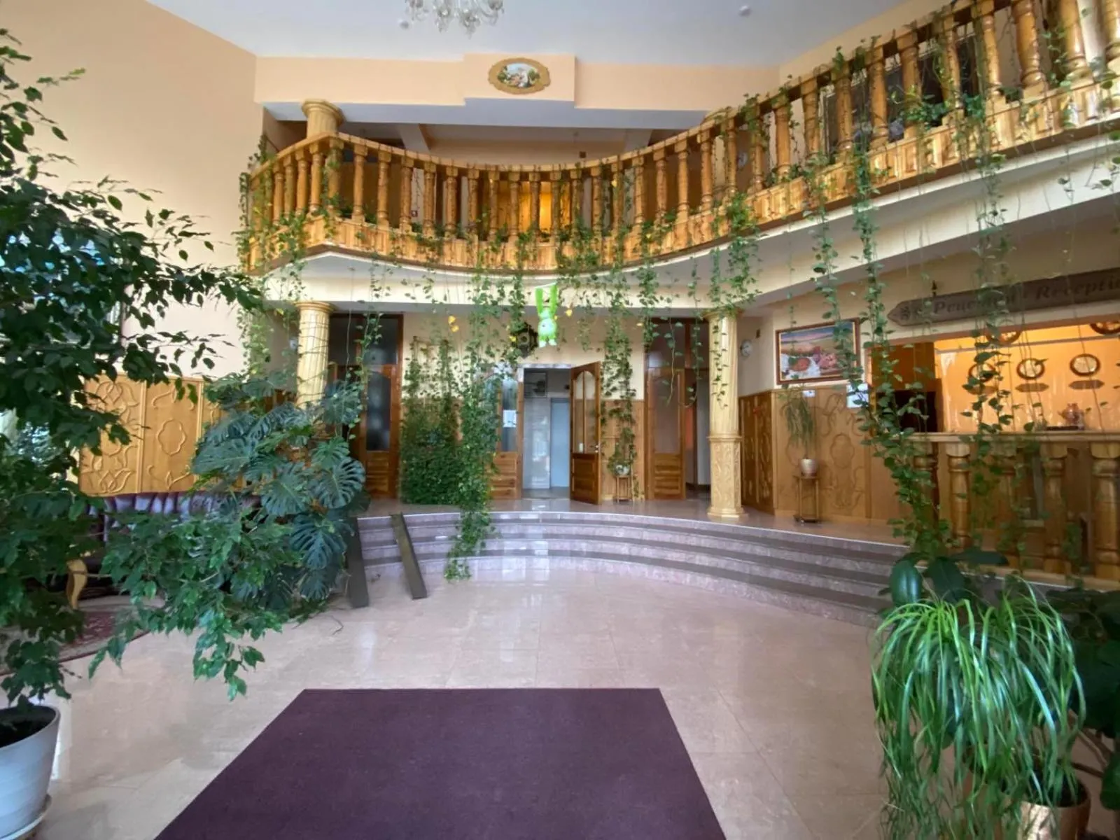 Tisa Hotel