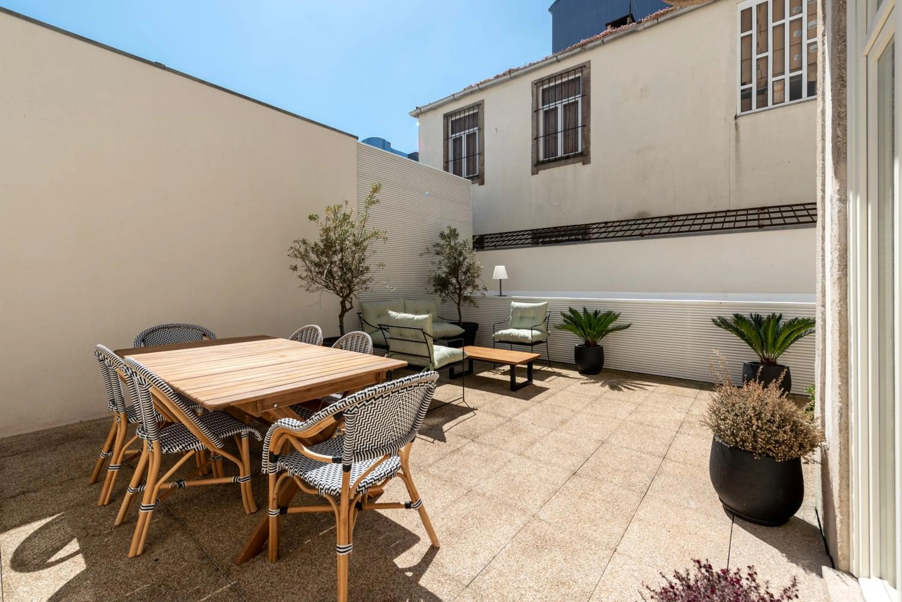 Patio in Ando Living - Santa Catarina House