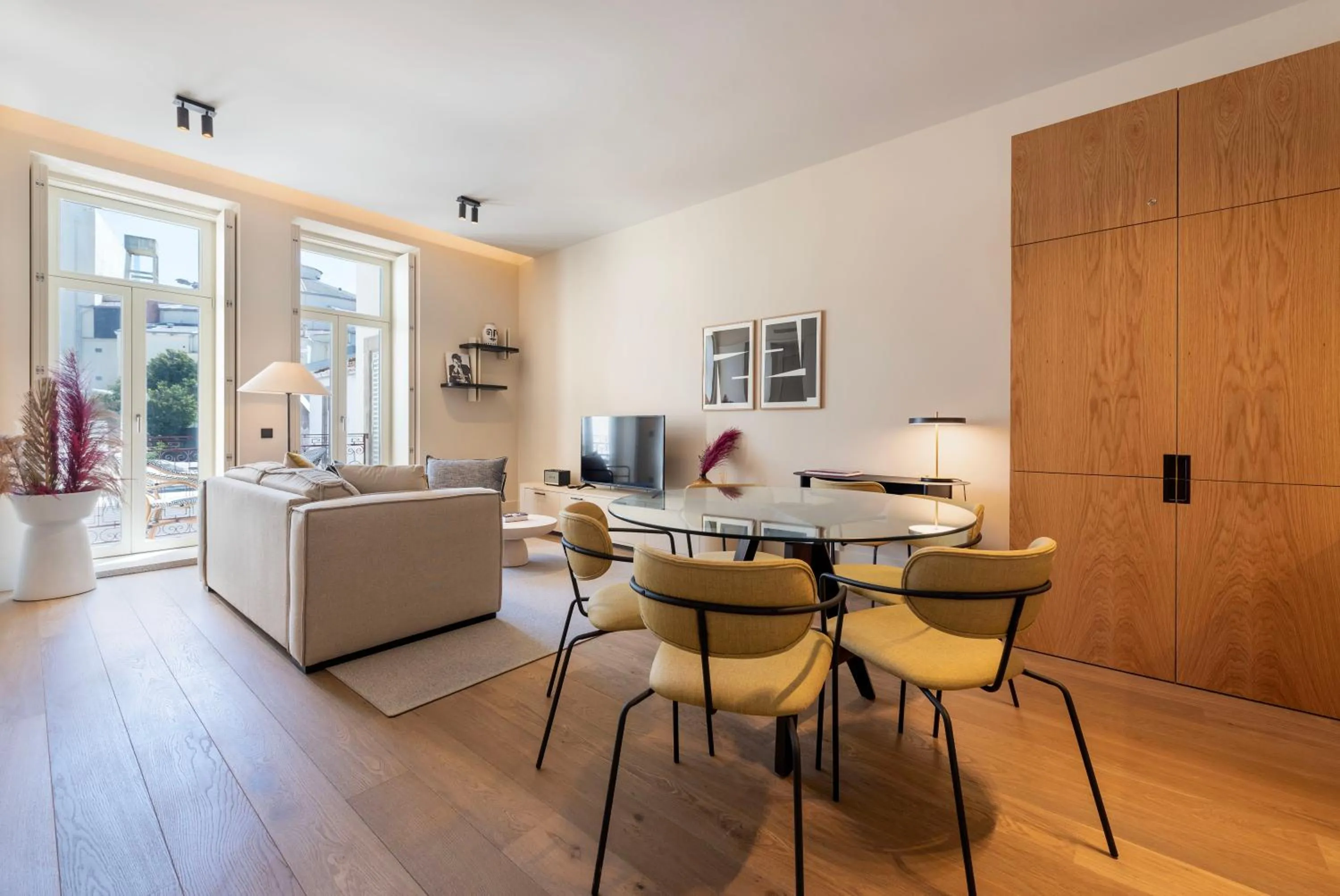 TV and multimedia in Ando Living - Santa Catarina House
