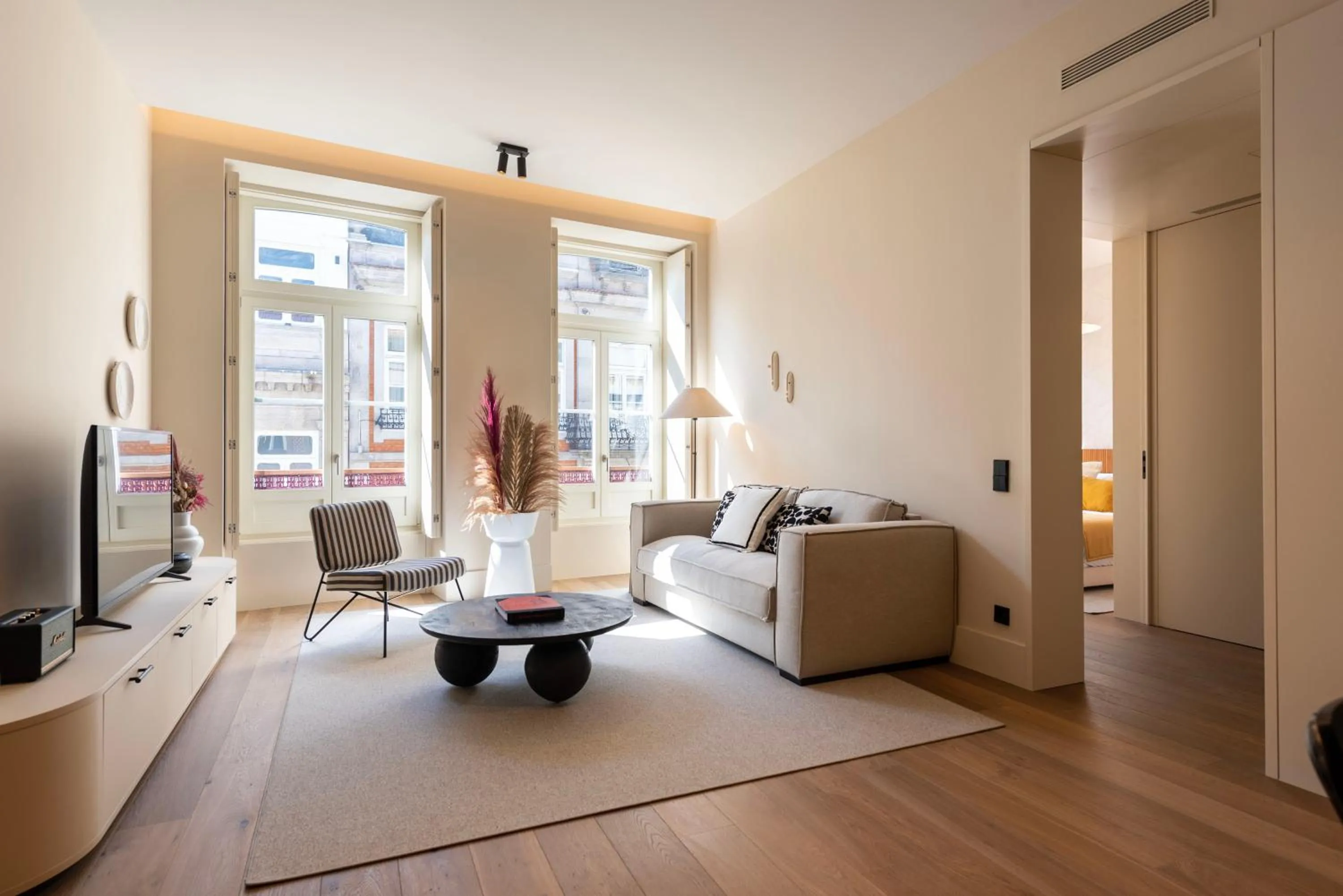 TV and multimedia in Ando Living - Santa Catarina House