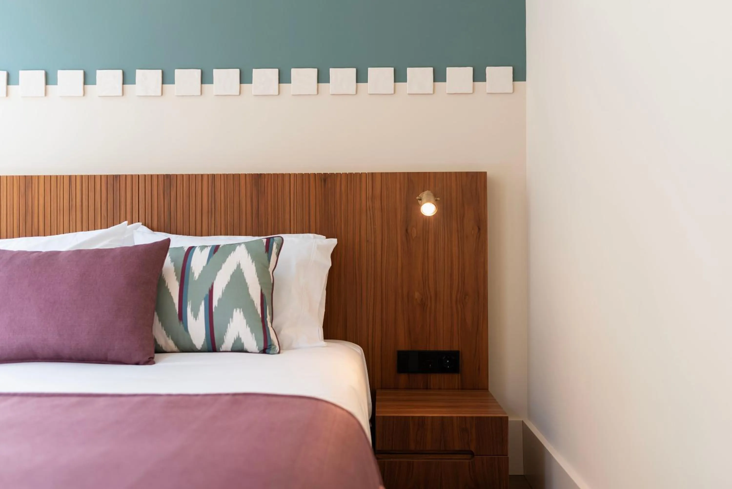 Bed in Ando Living - Santa Catarina House