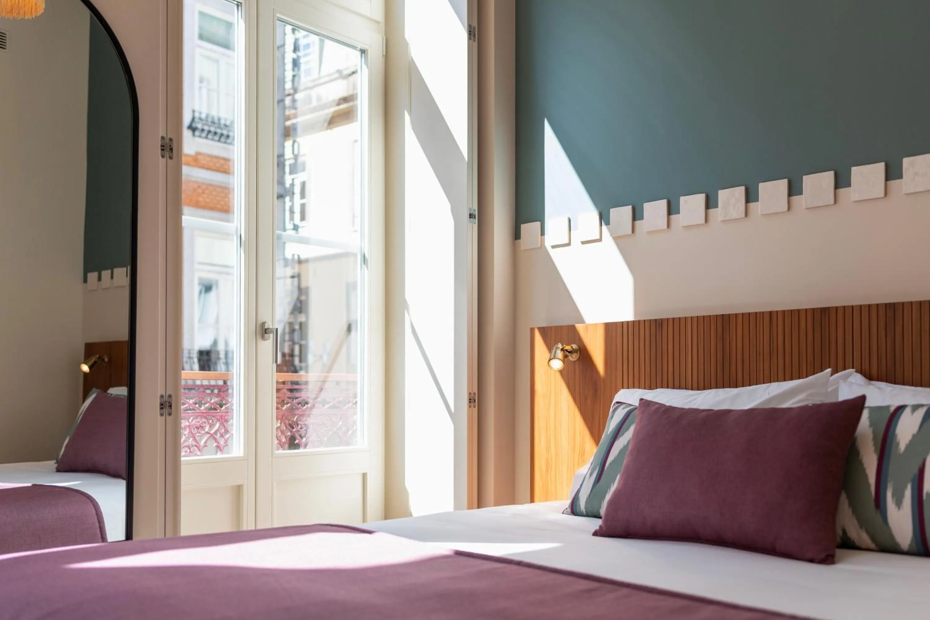 Bed in Ando Living - Santa Catarina House