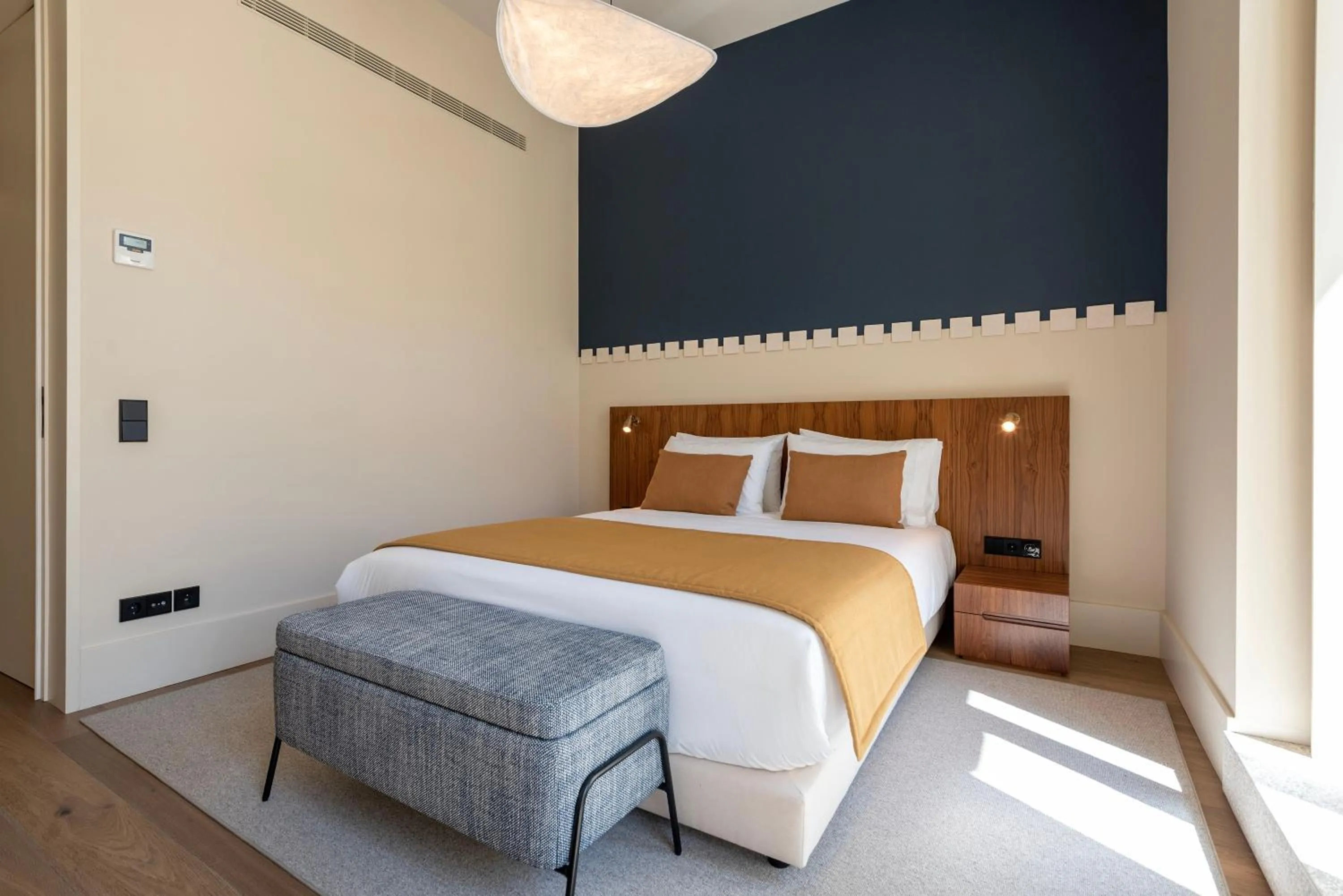 Bed in Ando Living - Santa Catarina House