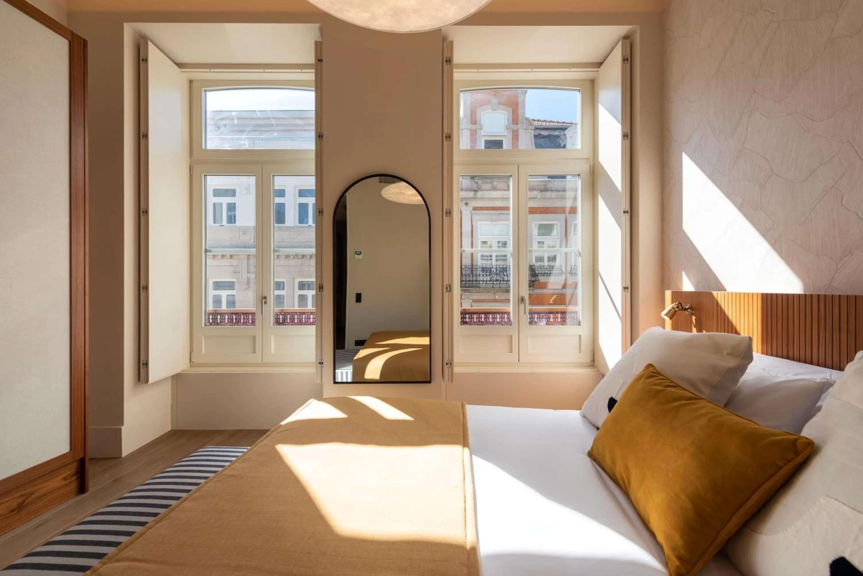 Bed in Ando Living - Santa Catarina House