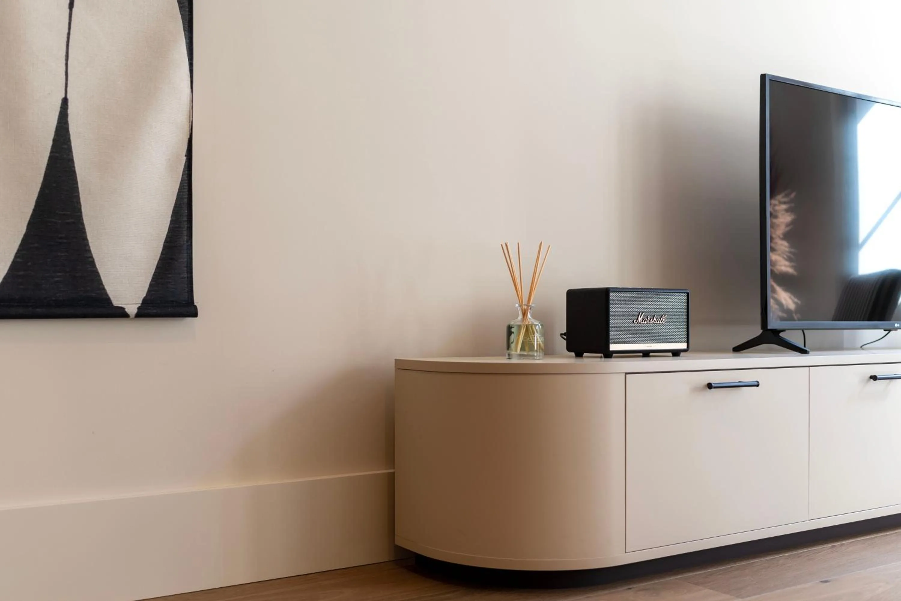 TV and multimedia in Ando Living - Santa Catarina House