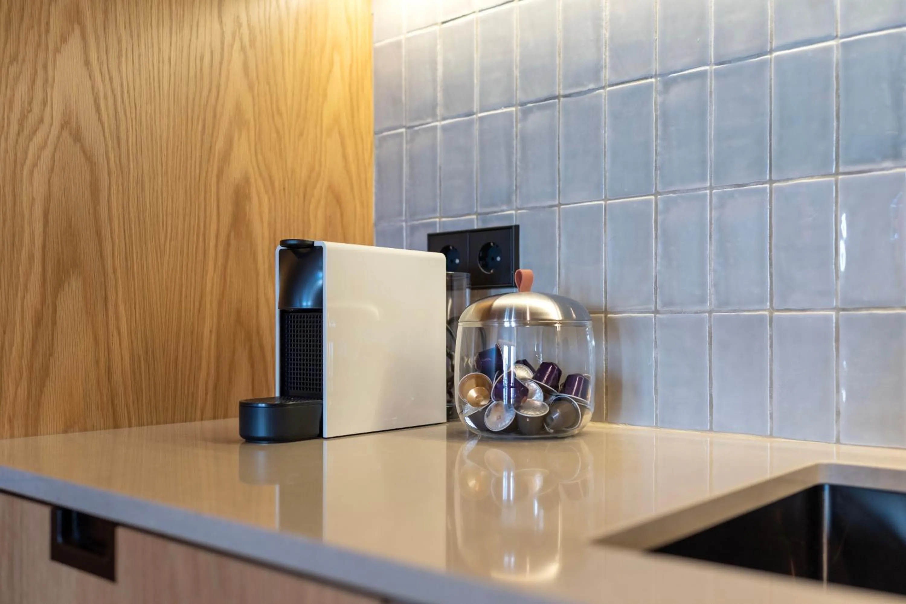 Coffee/tea facilities in Ando Living - Santa Catarina House