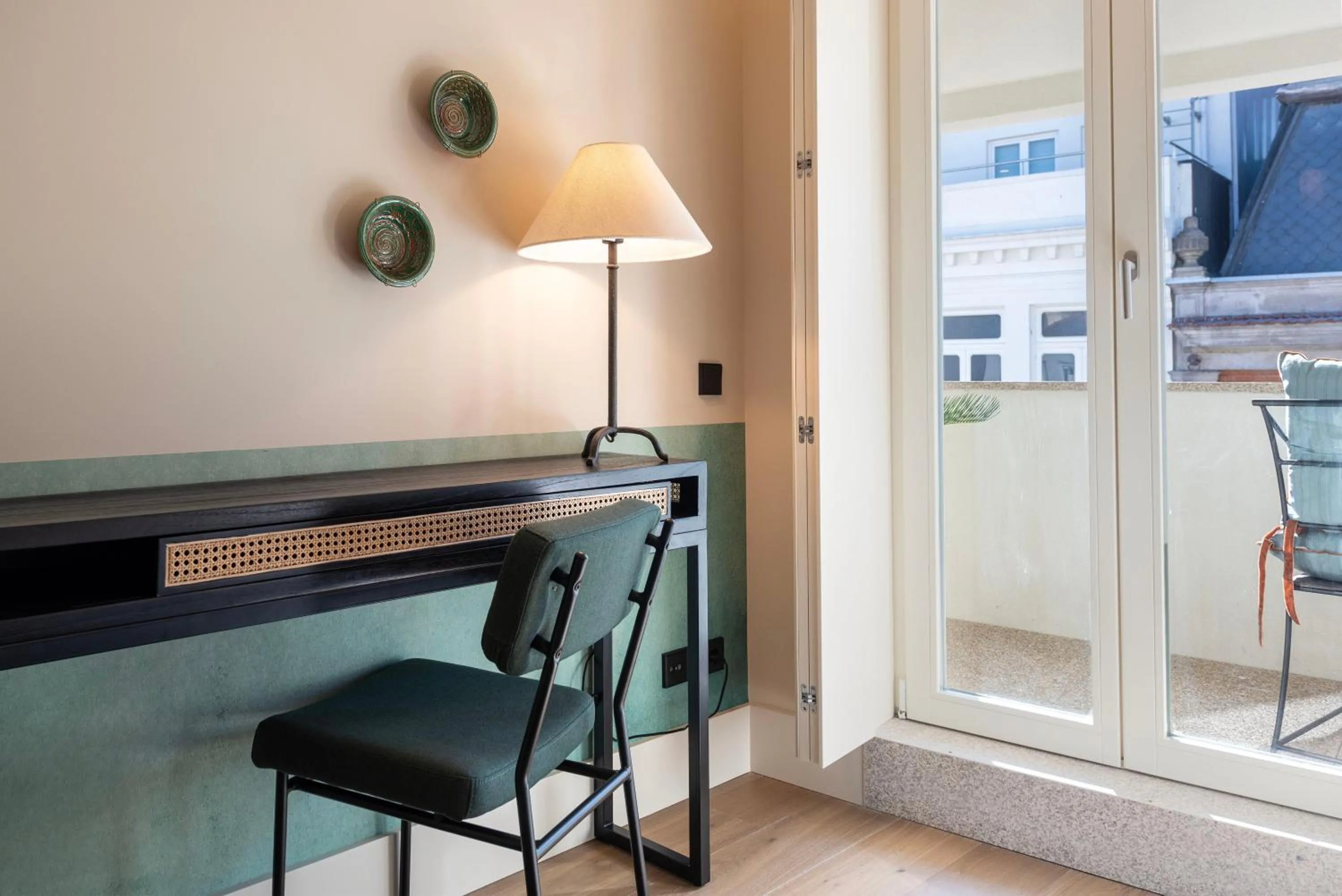 Seating area in Ando Living - Santa Catarina House