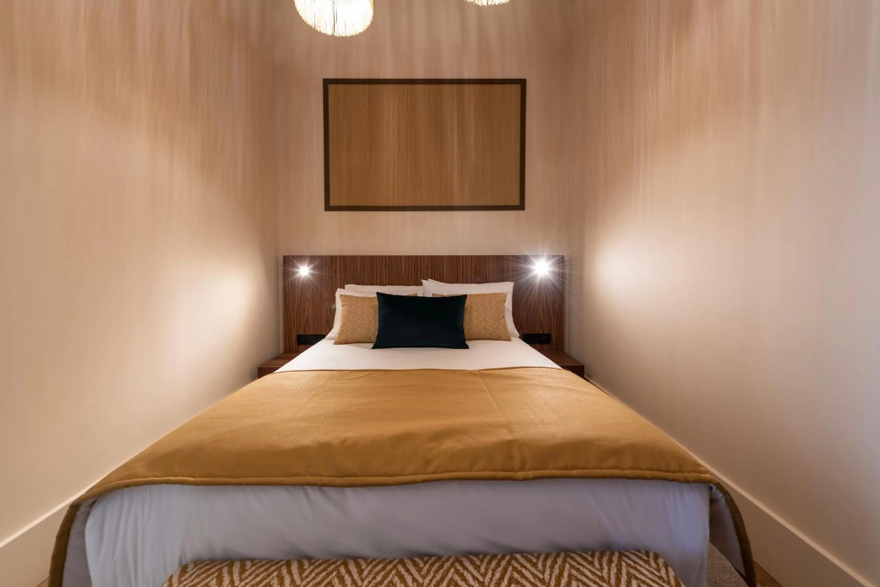 Bed in Ando Living - Santa Catarina House