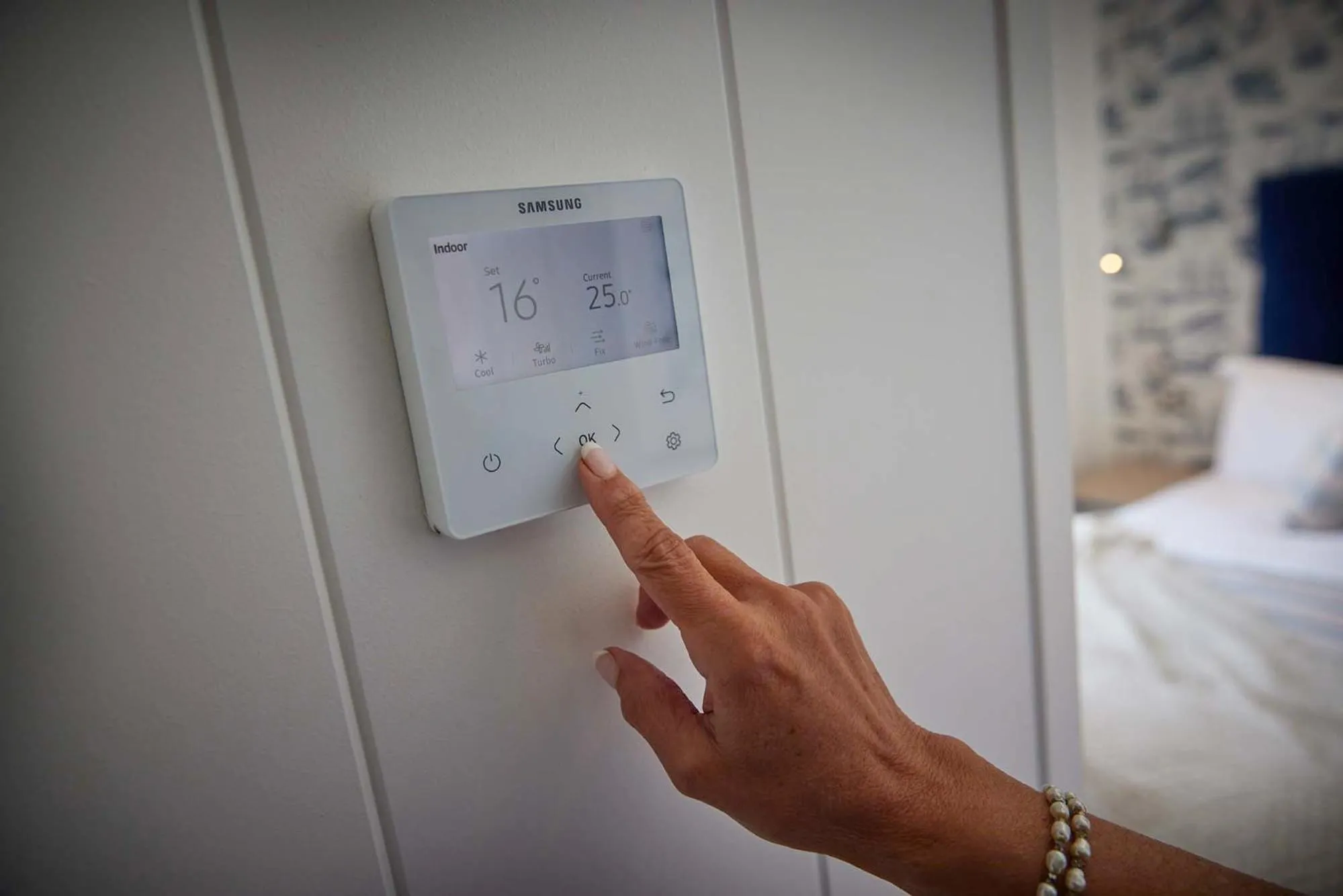 air conditioner, Bed in Gwel an Mor