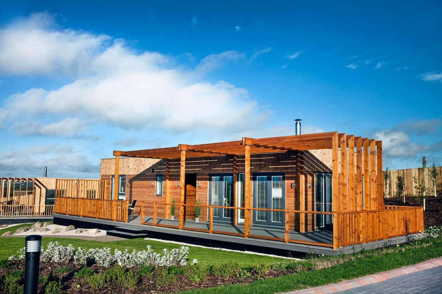 Property building in Gwel an Mor