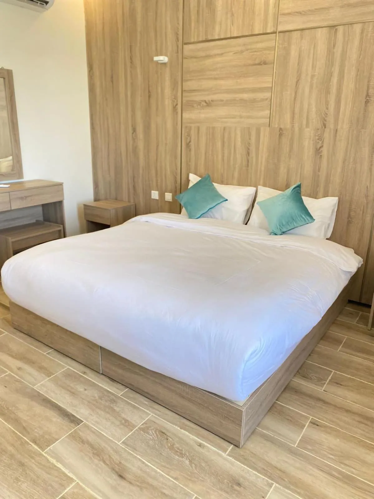 Castle beach hotel