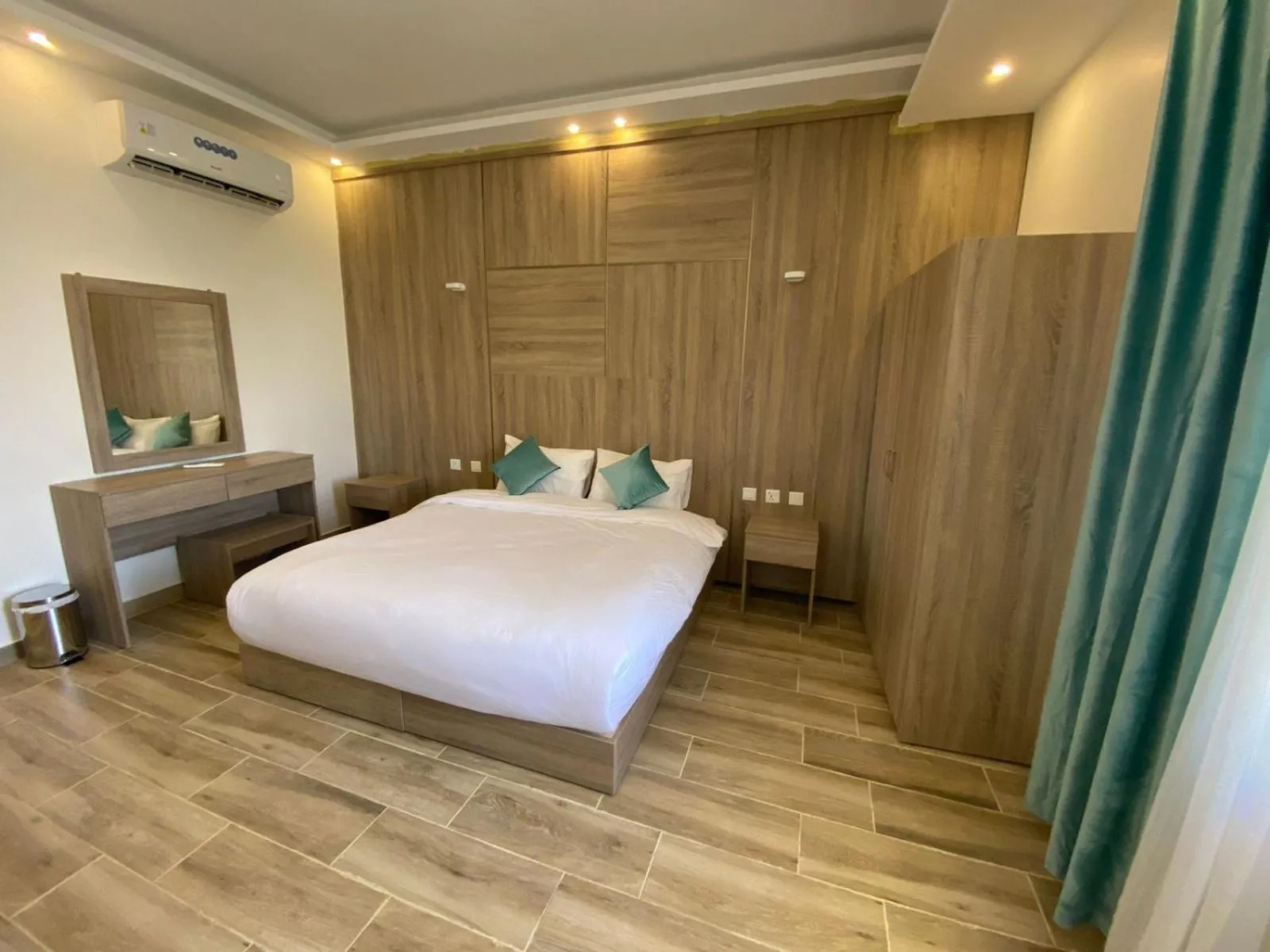 Castle beach hotel