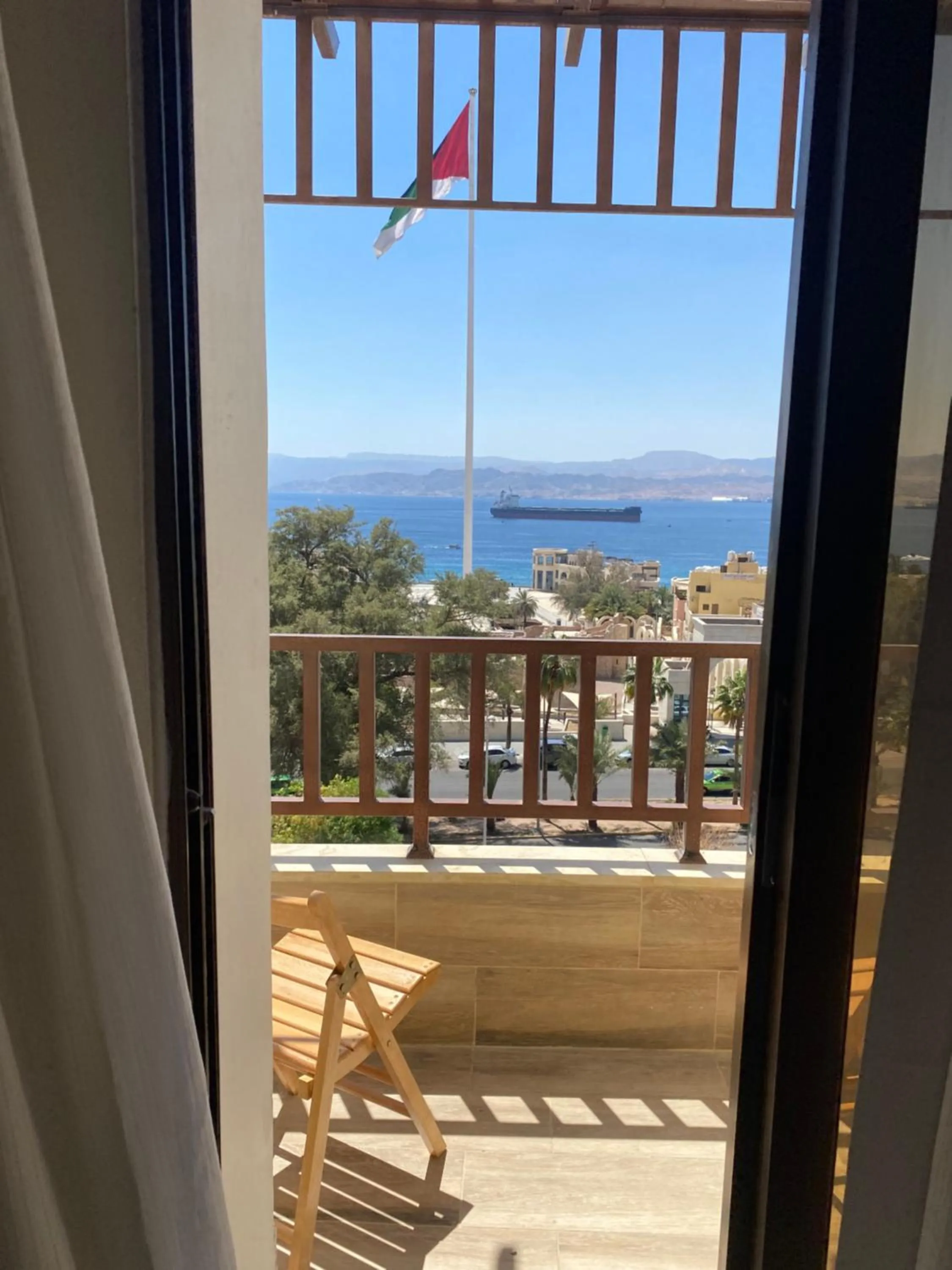 Castle beach hotel