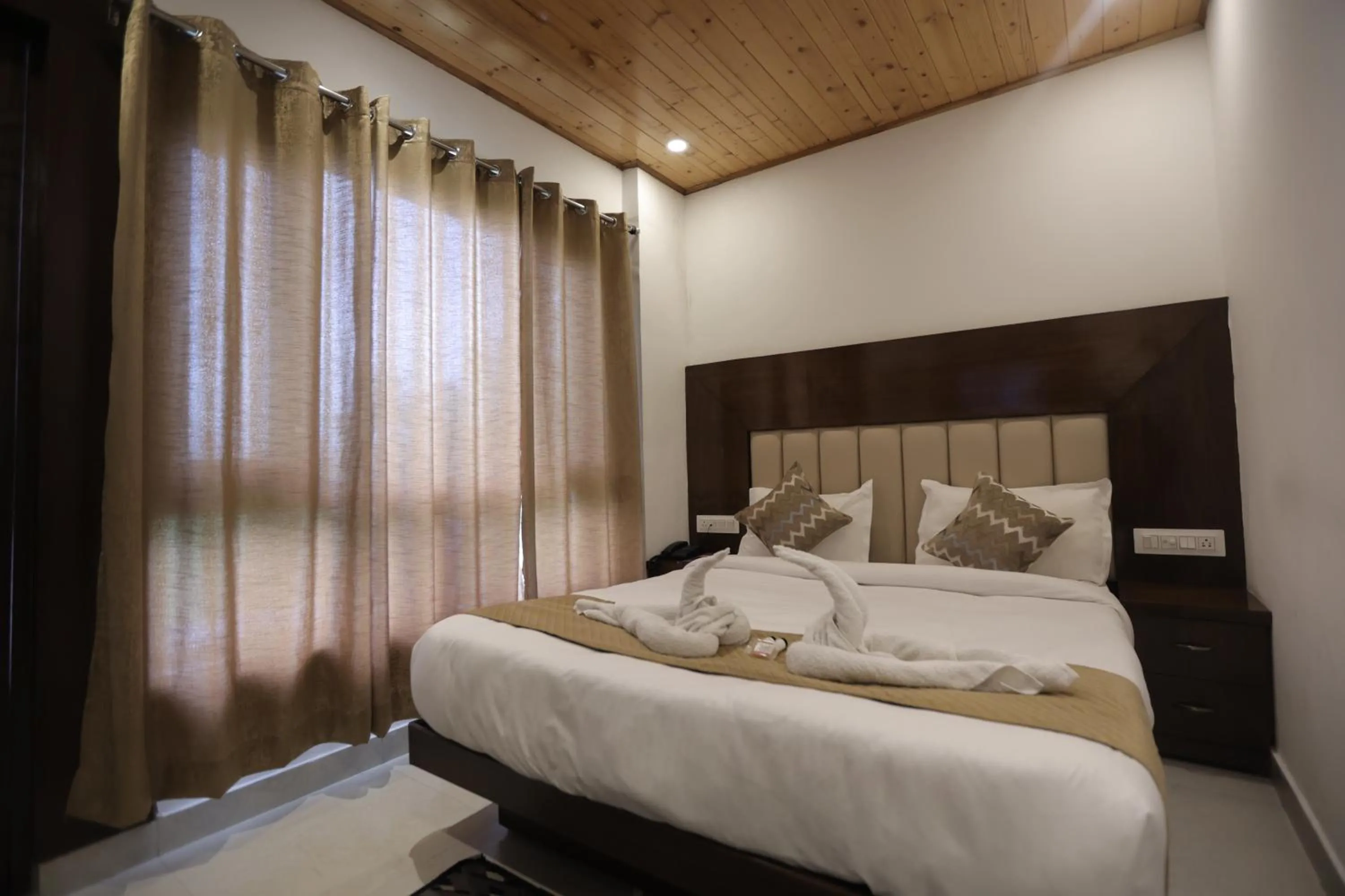 Deluxe Queen Room in StudioZ Paradise Hills Mussoorie