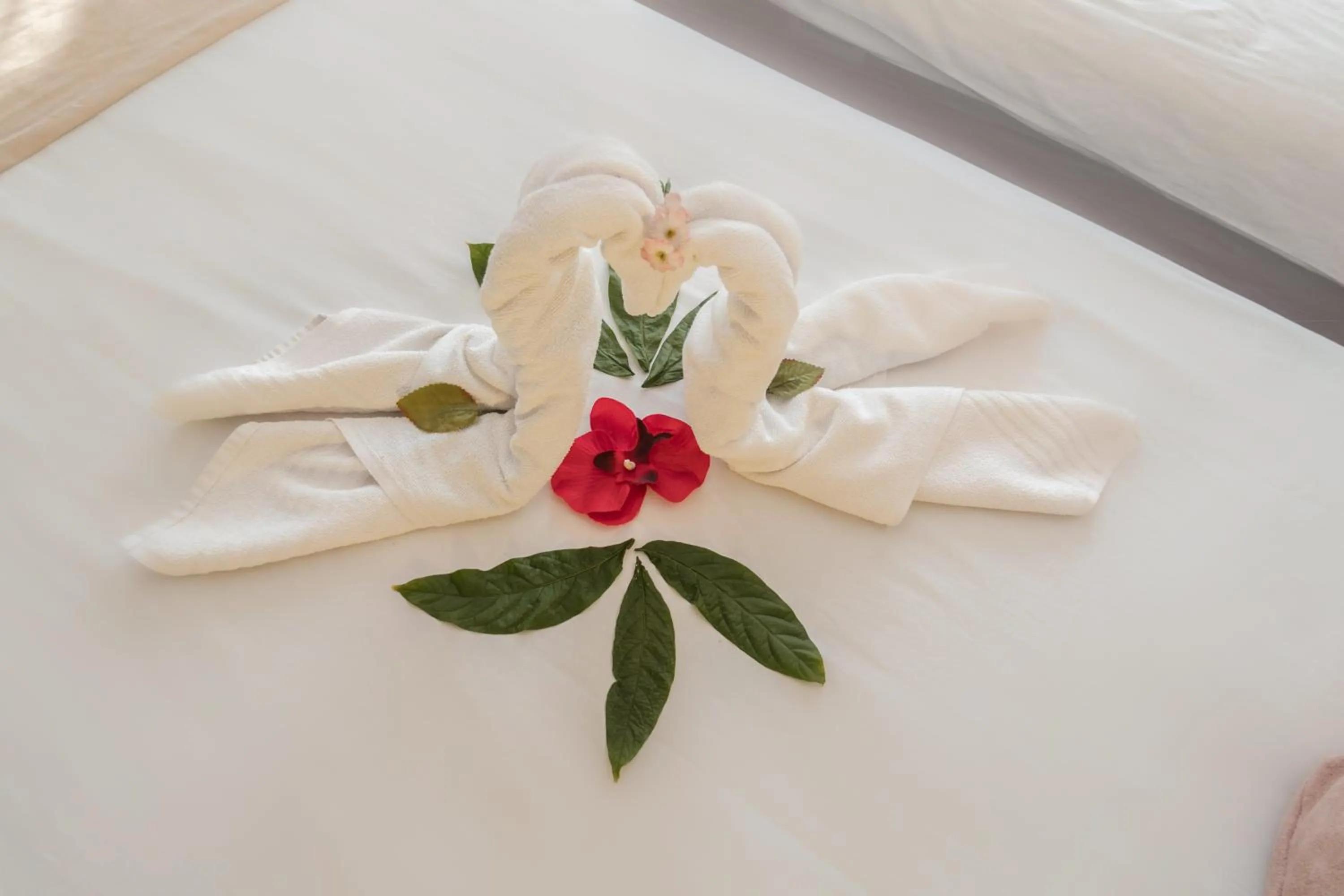 room service in Far Life Hotel