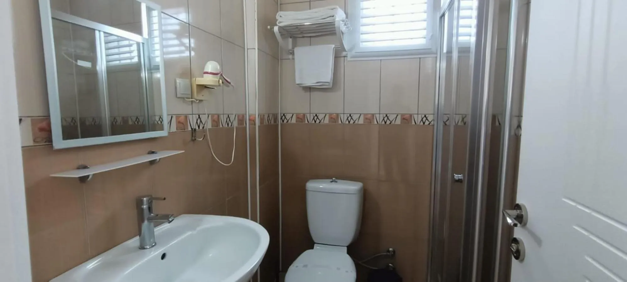 Bathroom in Far Life Hotel