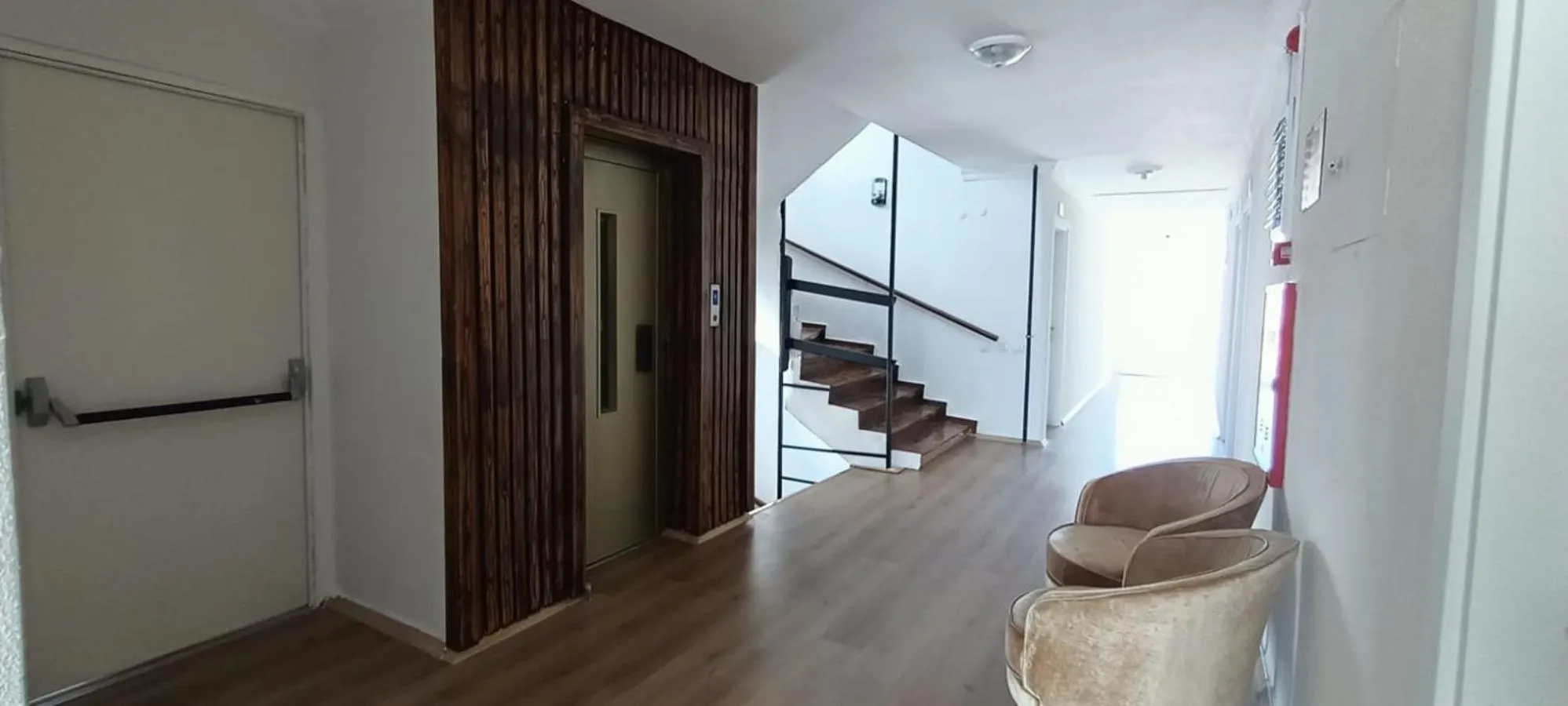 Floor plan in Far Life Hotel