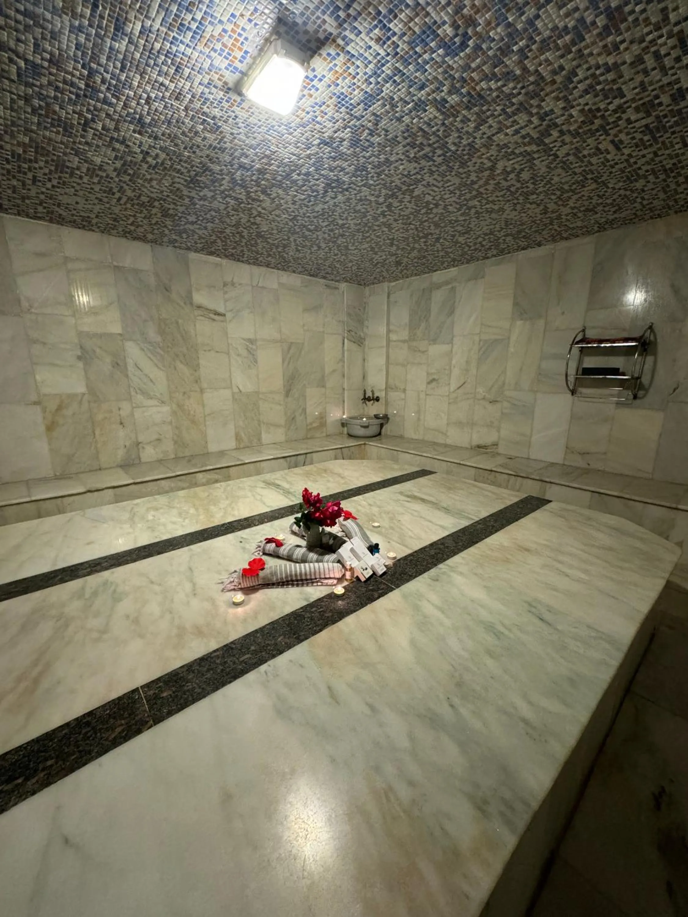 Public Bath in Far Life Hotel