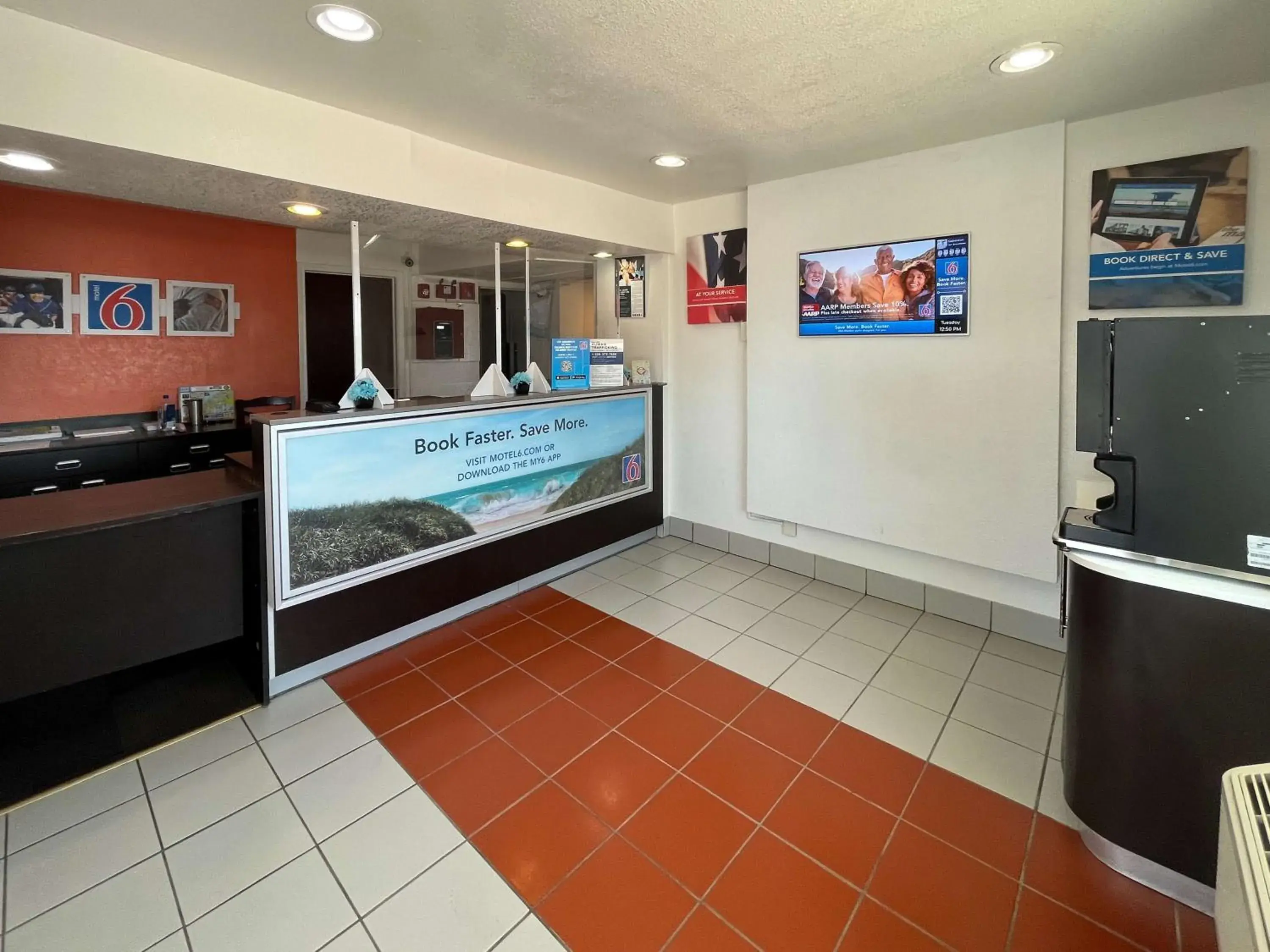 Lobby or reception in Studio 6 Galveston TX Lobby or reception in Studio 6 Galveston TX