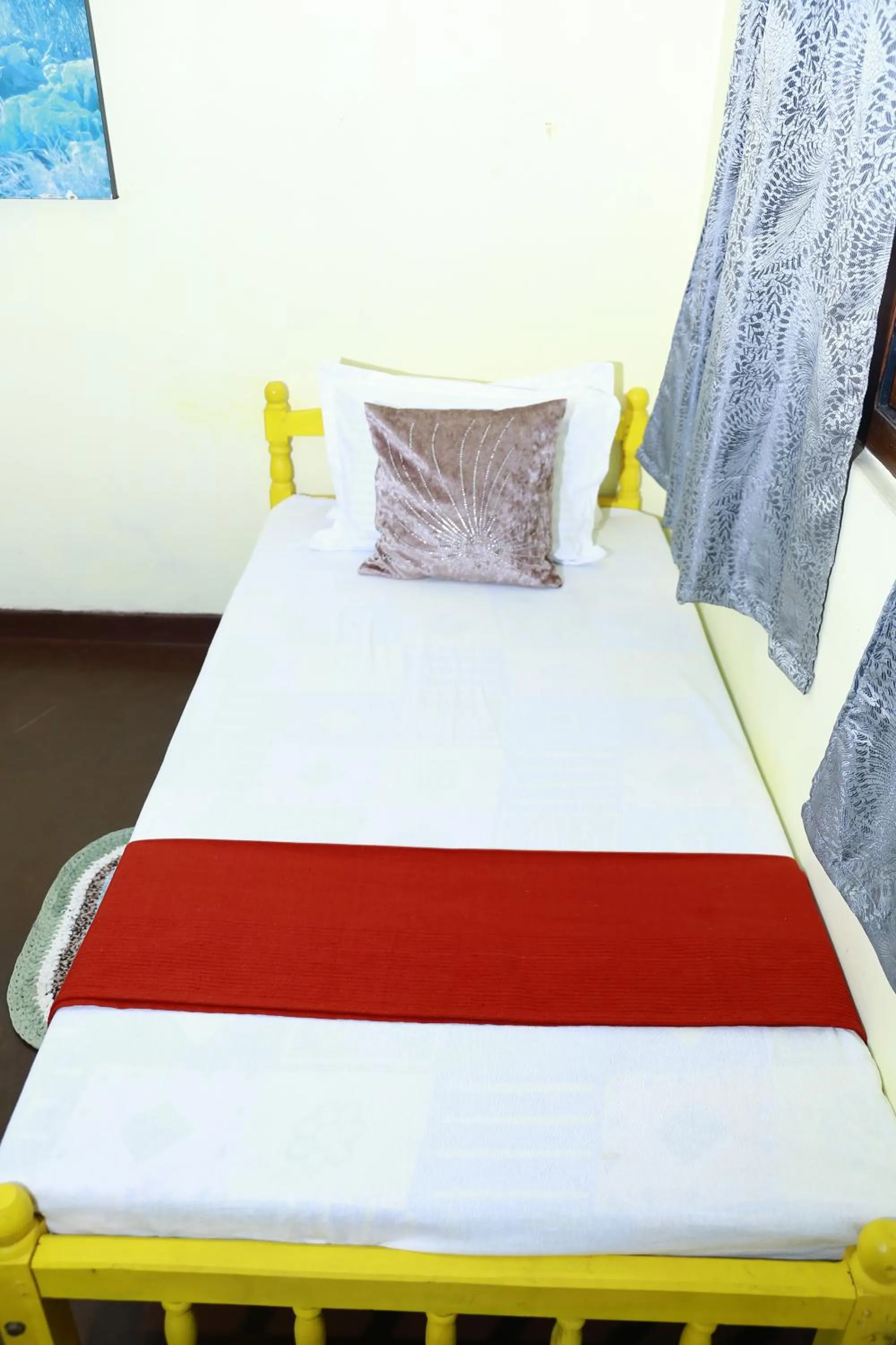 Bed in Oasis Colombo
