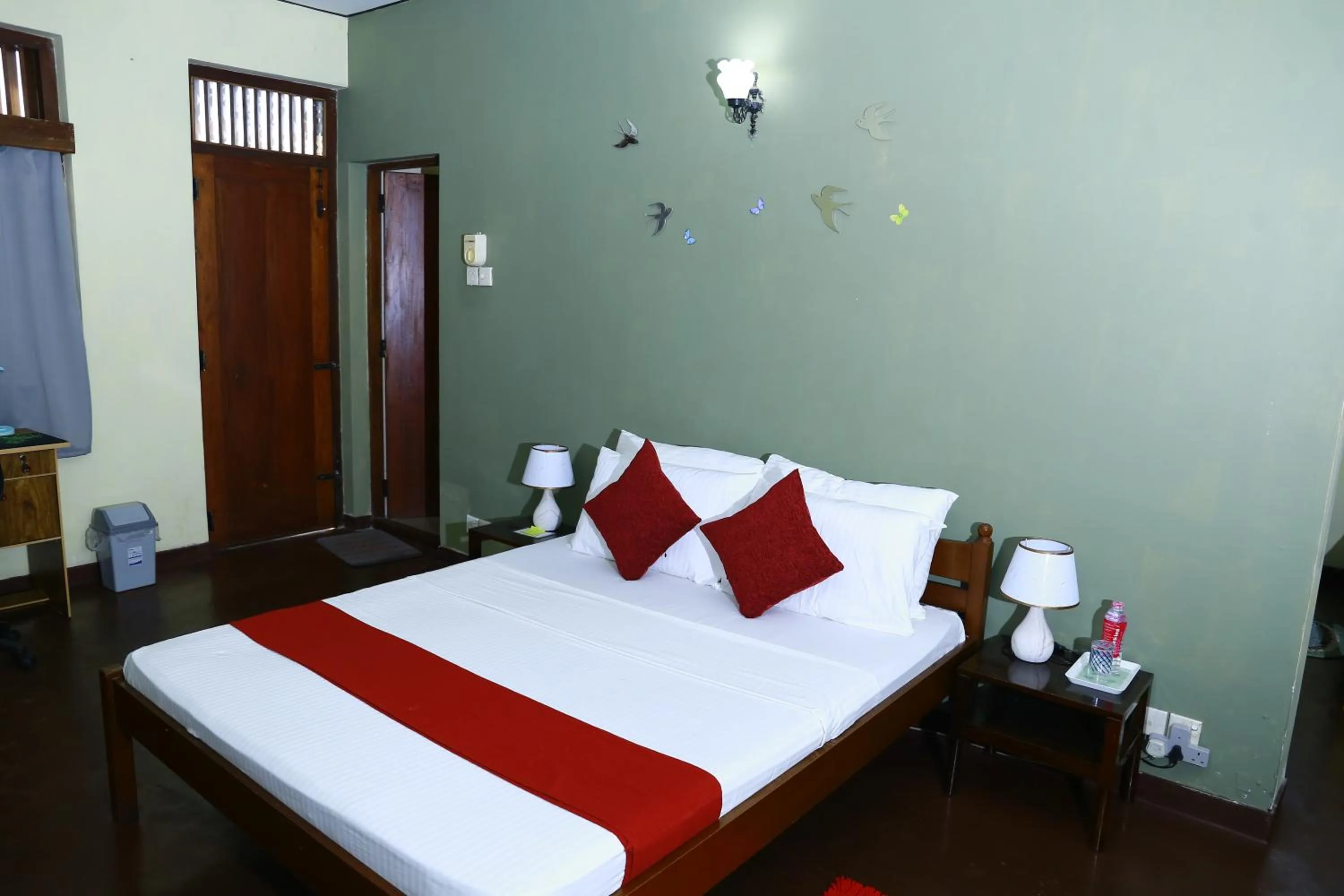 Bed in Oasis Colombo