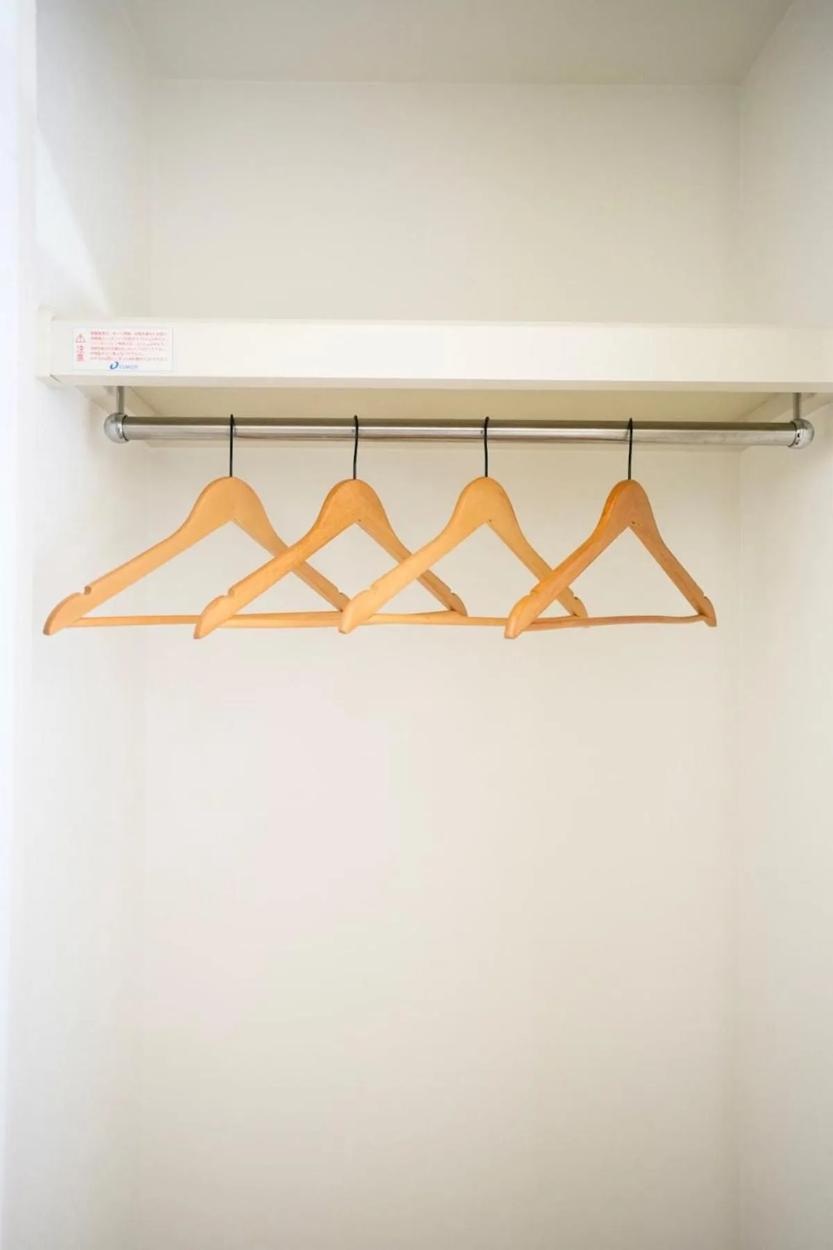 wardrobe in Hotel J&C-I