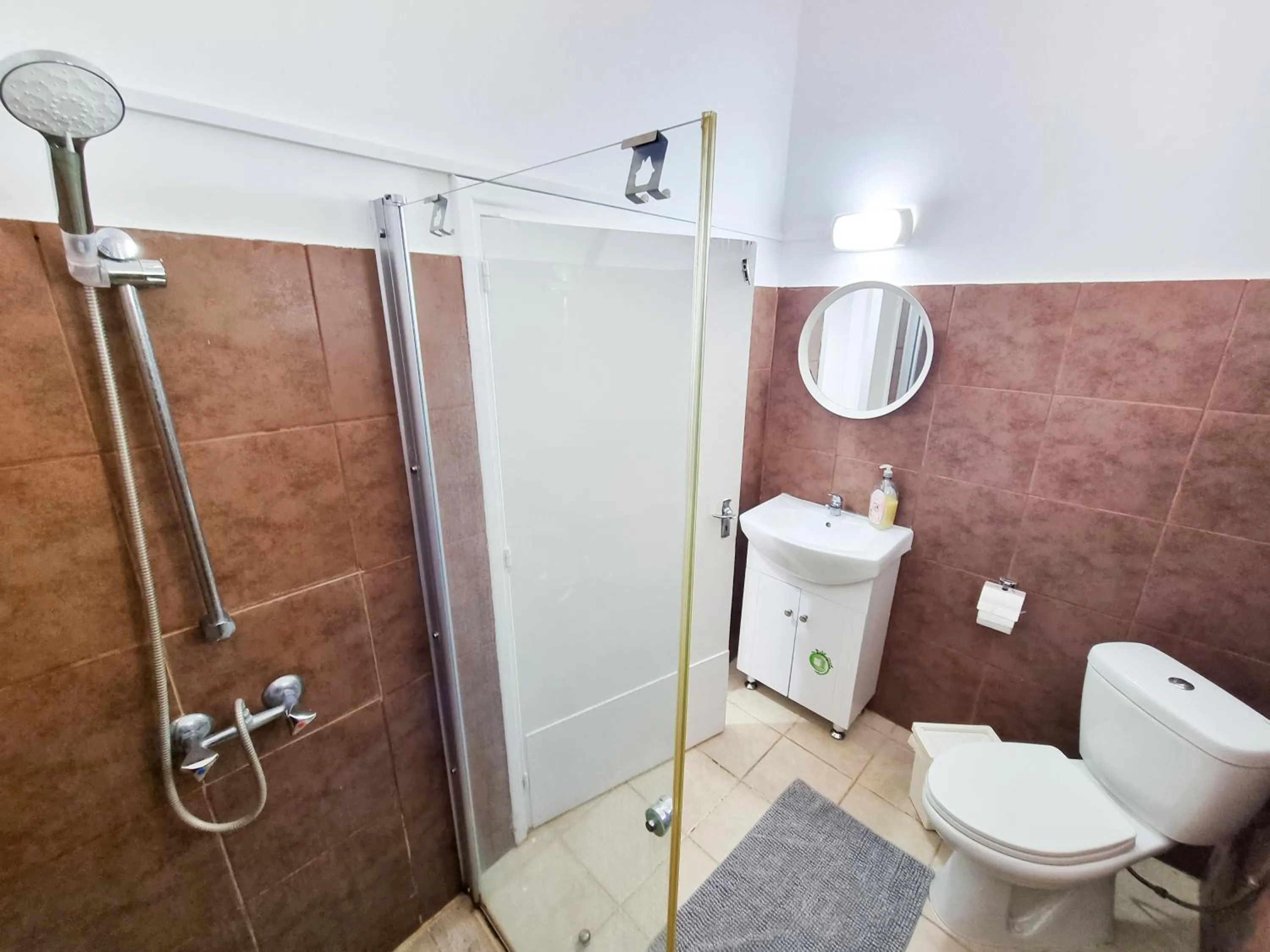 Bathroom in Aladdin's Hostel