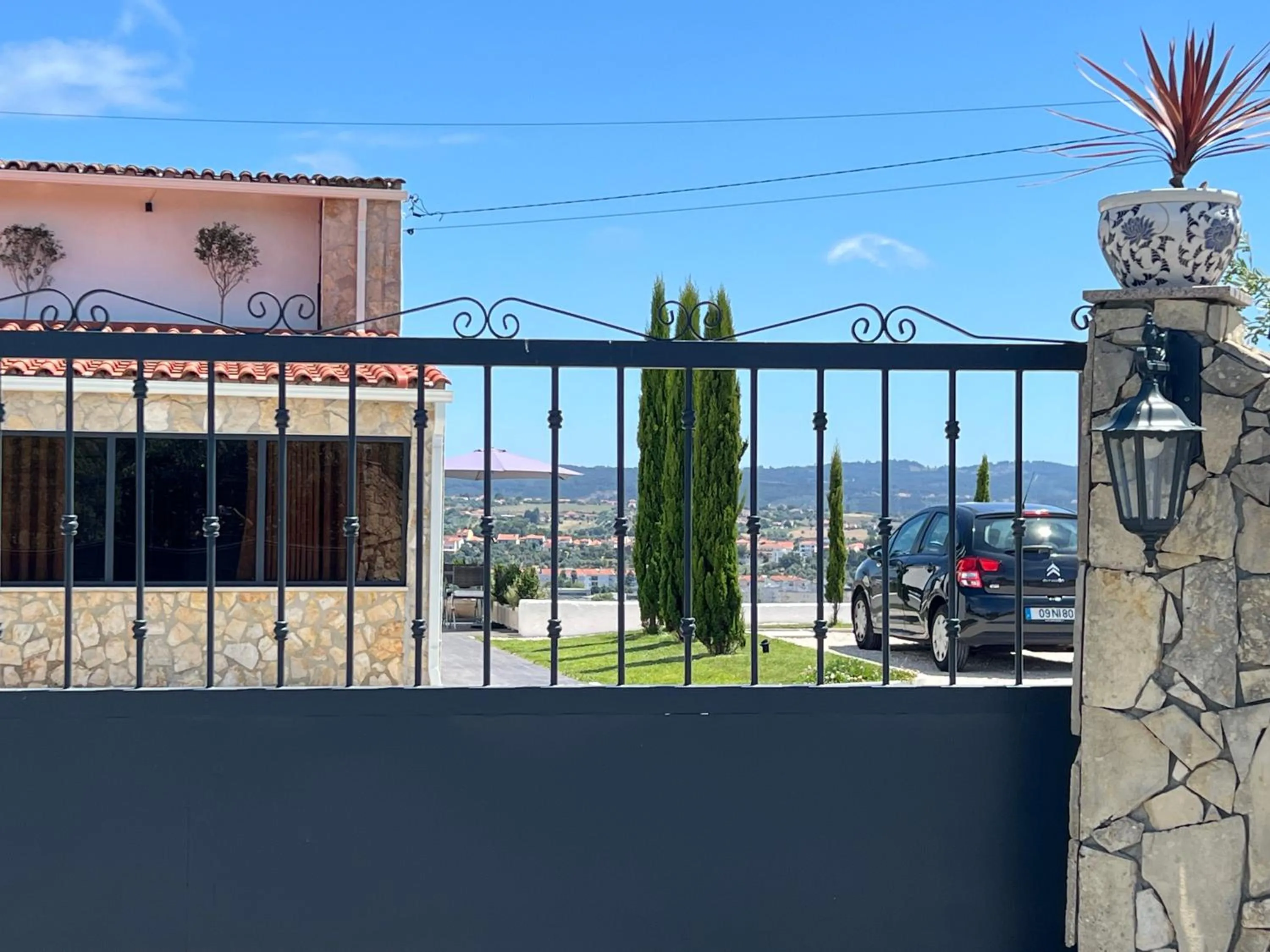 Vila Pombal Tomar Apartments - Pool & City Views