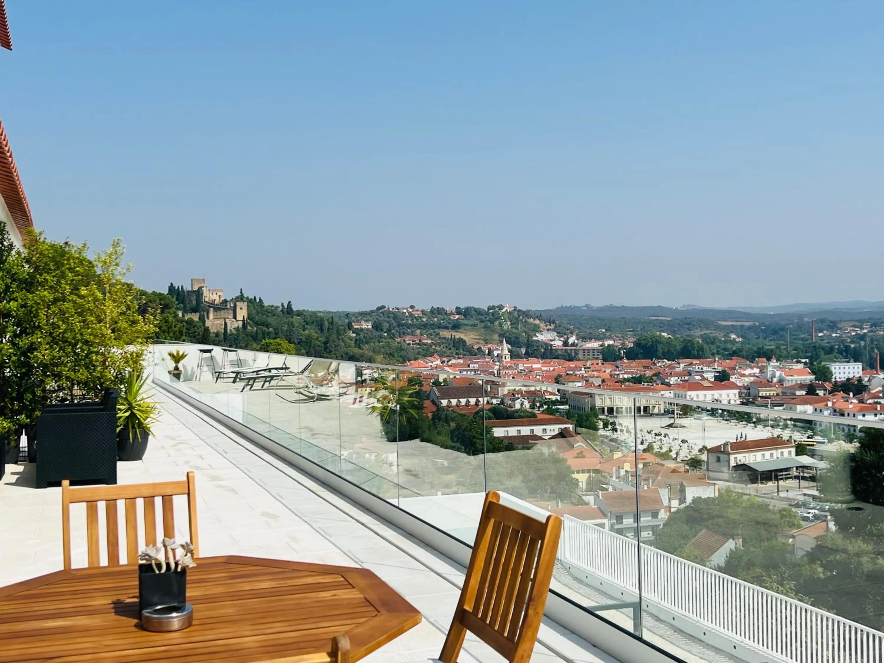 Vila Pombal Tomar Apartments - Pool & City Views