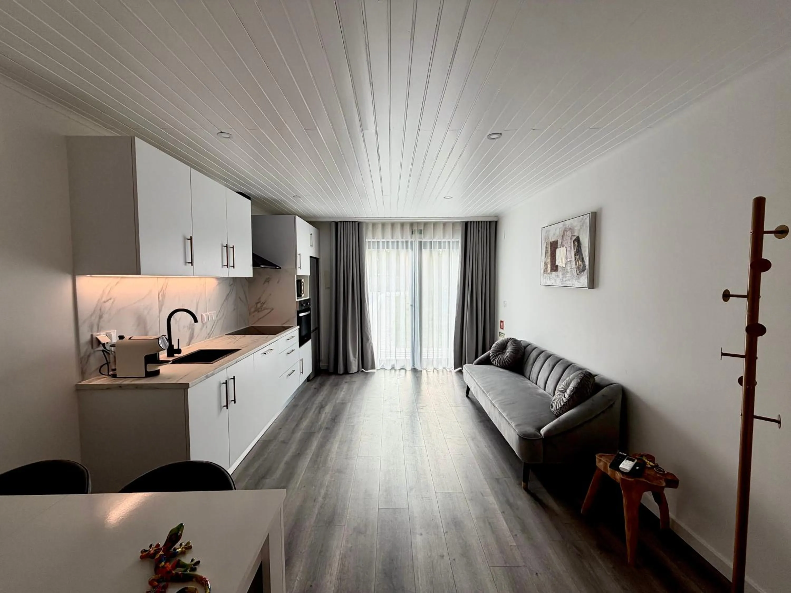 Bed in Vila Pombal Tomar Apartments - Pool & City Views