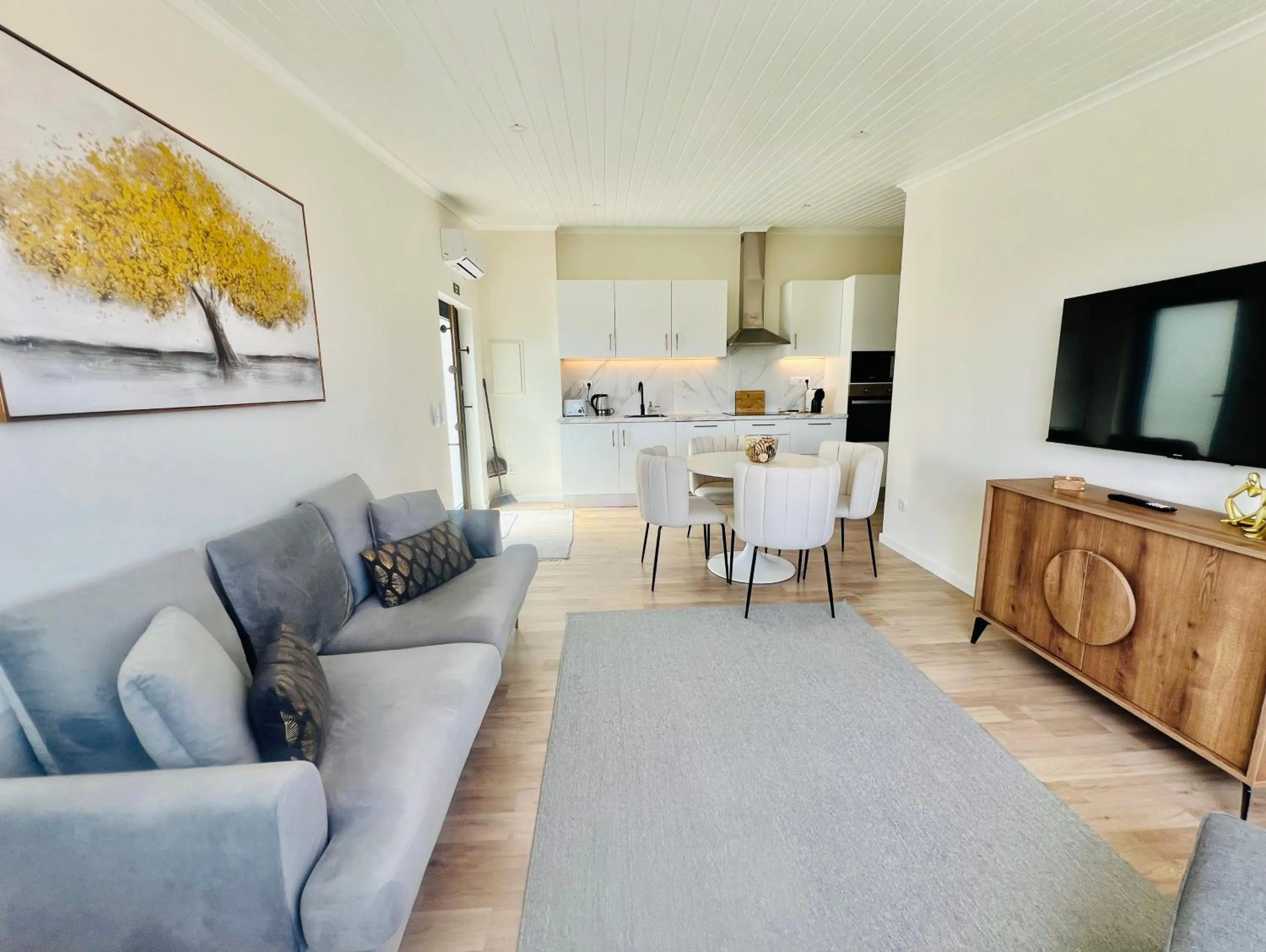 Vila Pombal Tomar Apartments - Pool & City Views