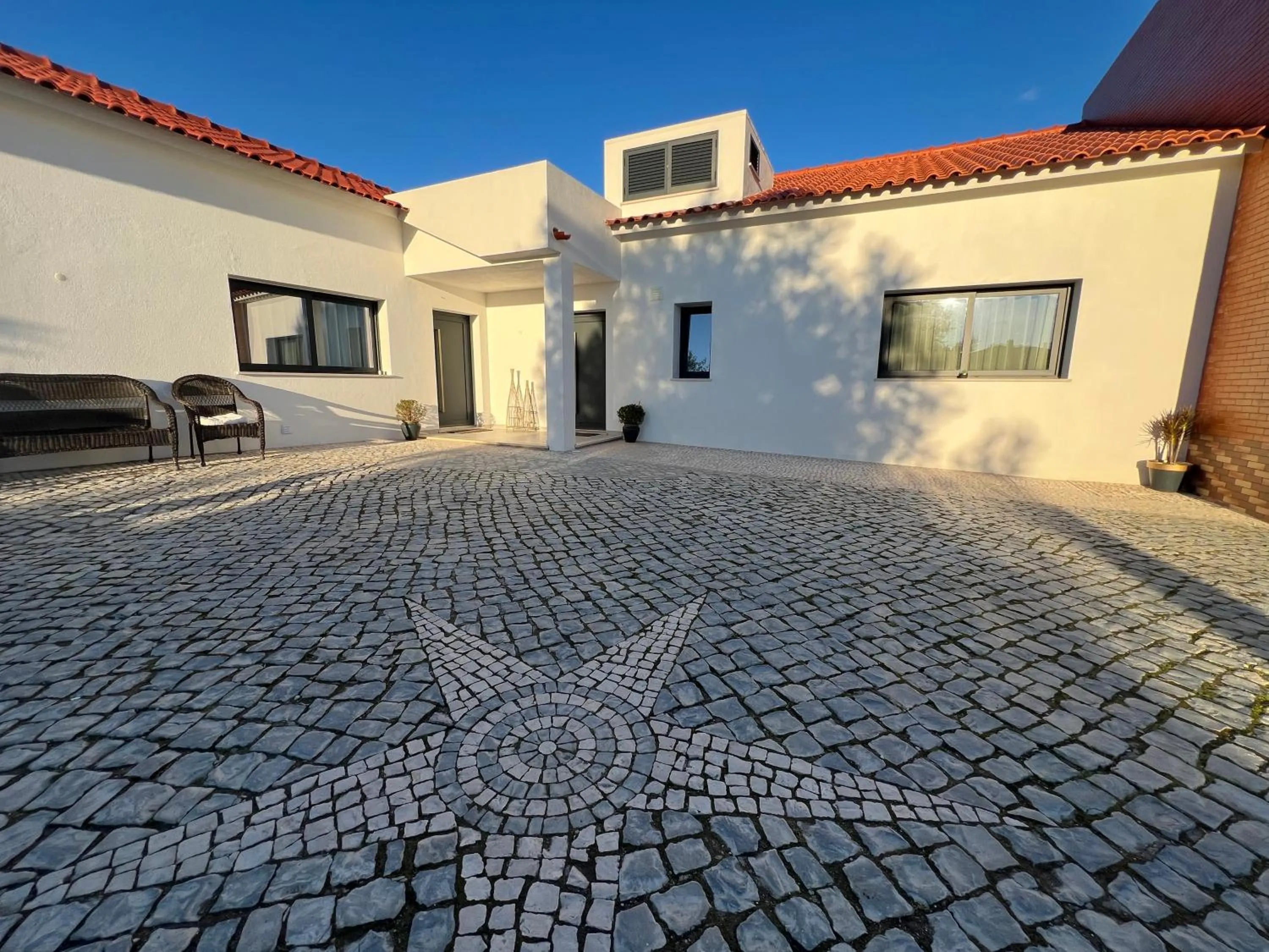 Vila Pombal Tomar Apartments - Pool & City Views