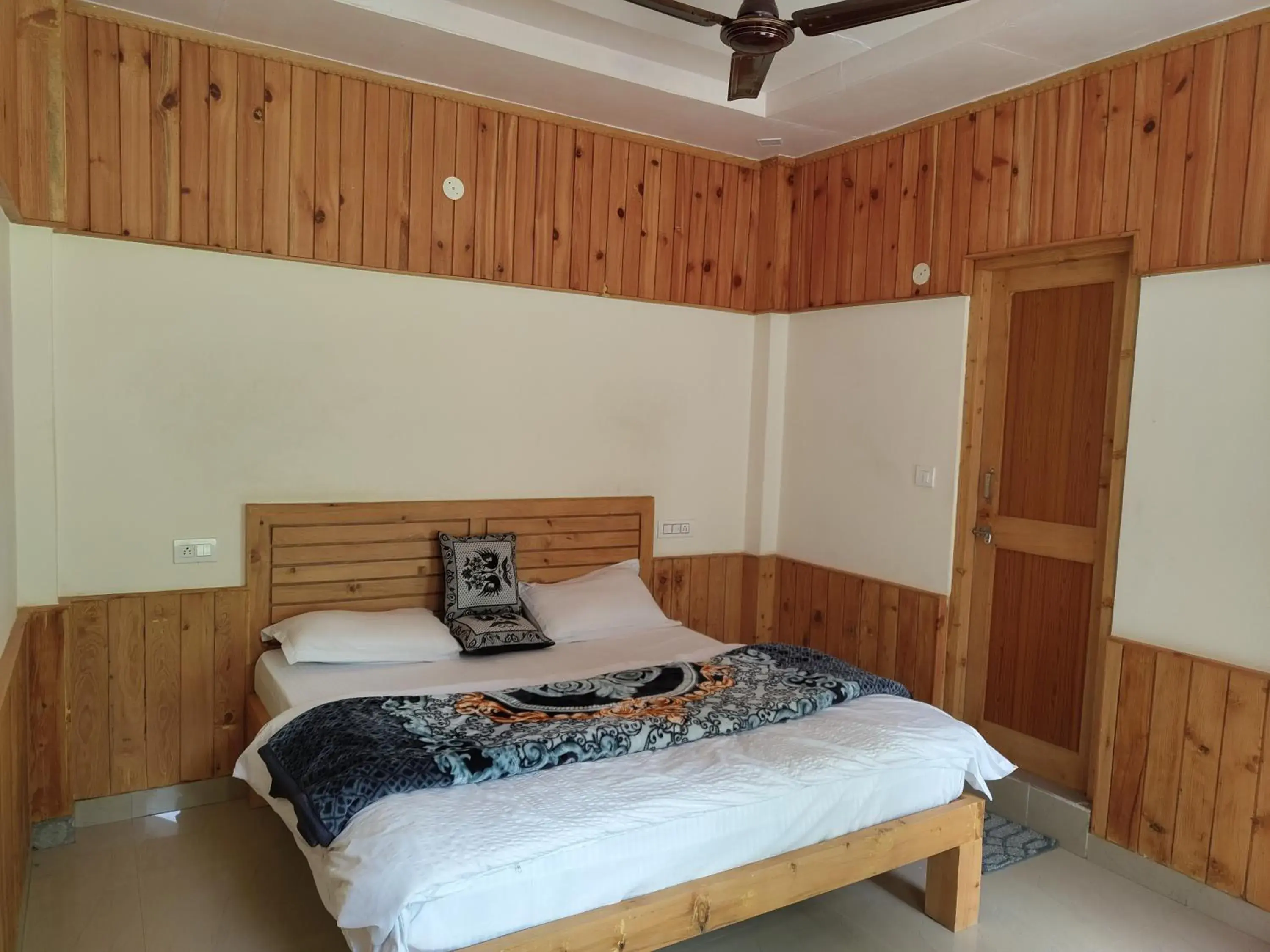 King Room with Mountain View in The Stream Kasol King Room with Mountain View in The Stream Kasol