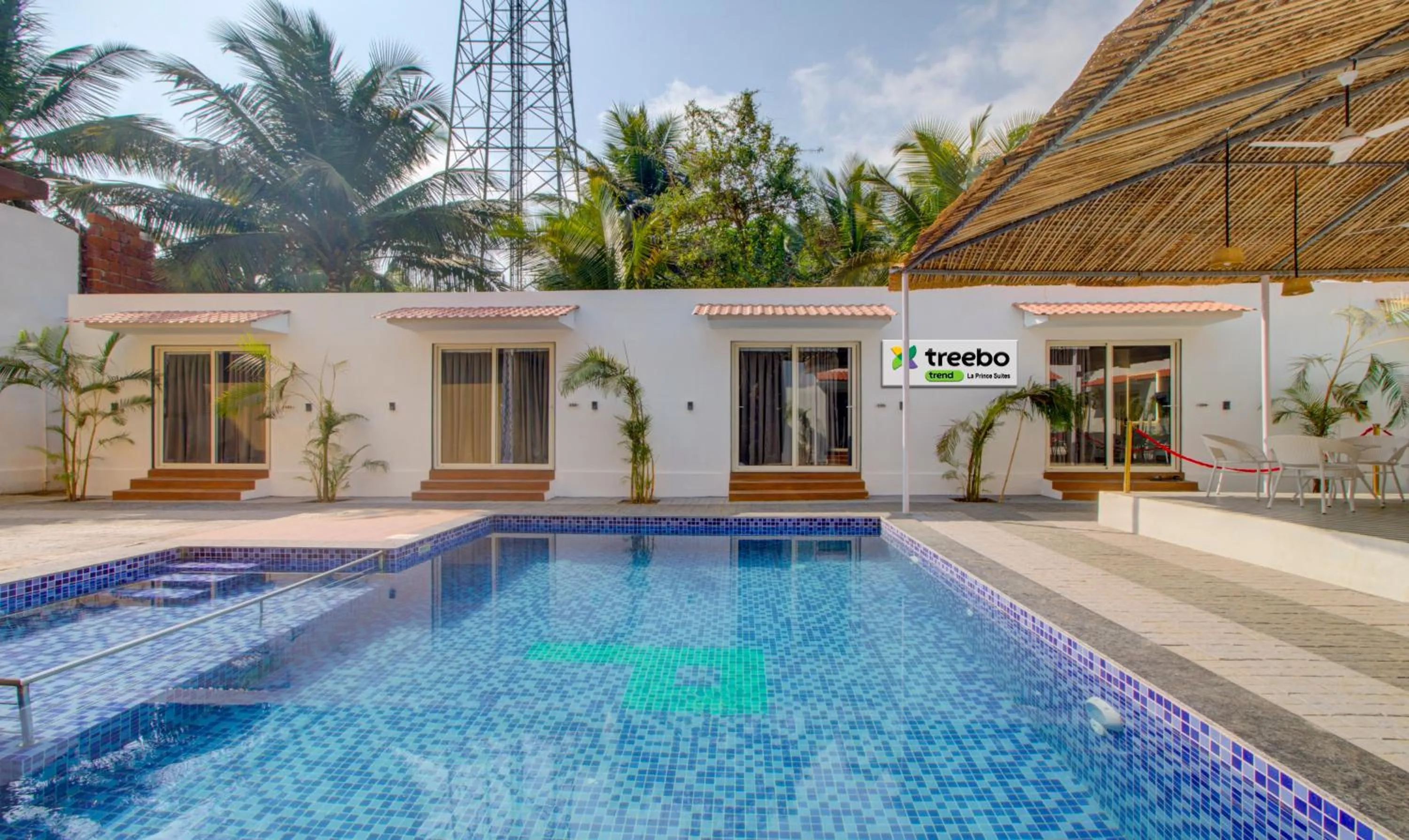 Facade/entrance in Treebo Code Red