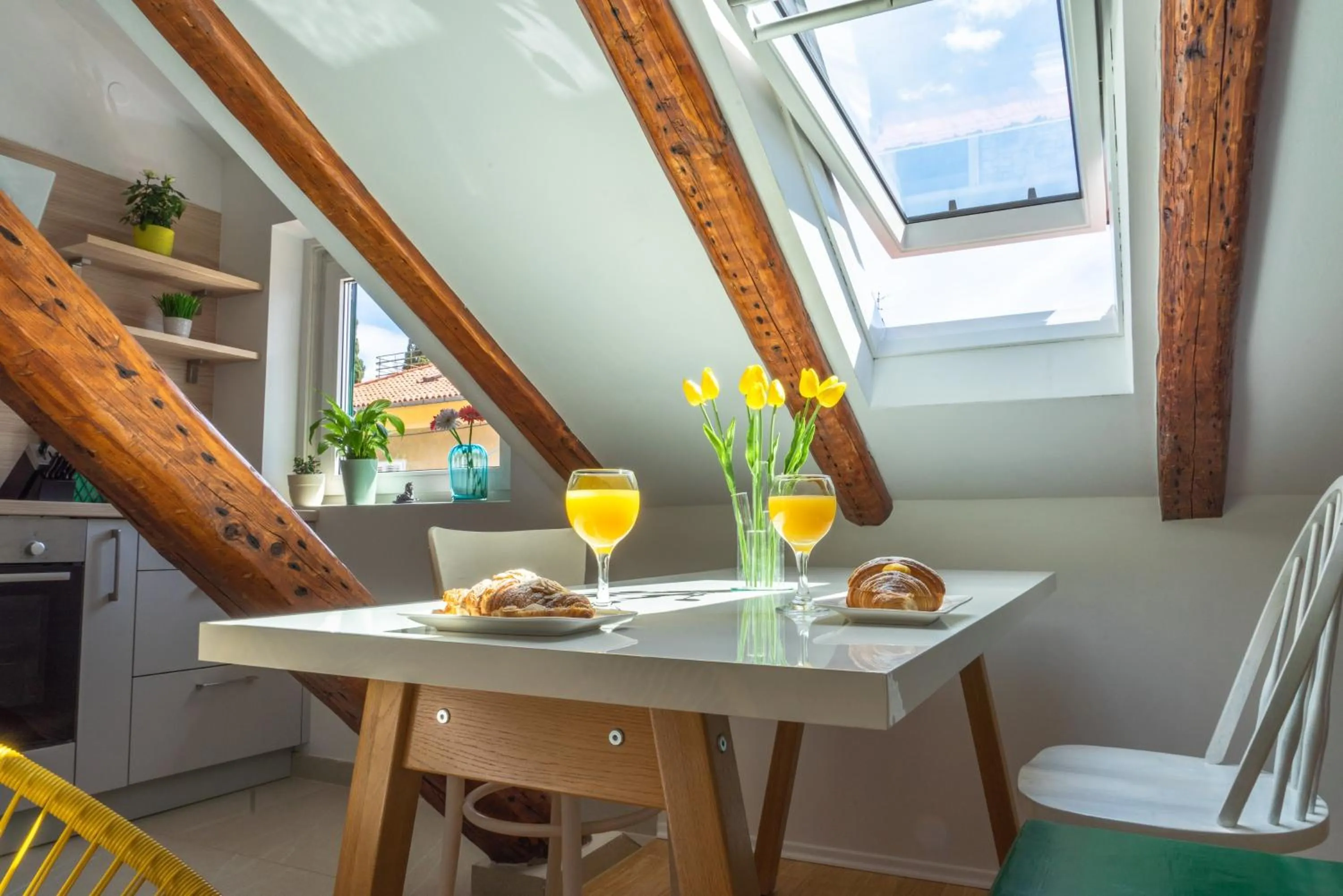 Kitchen or kitchenette in Cool attic apartment Marina in the heart of Split