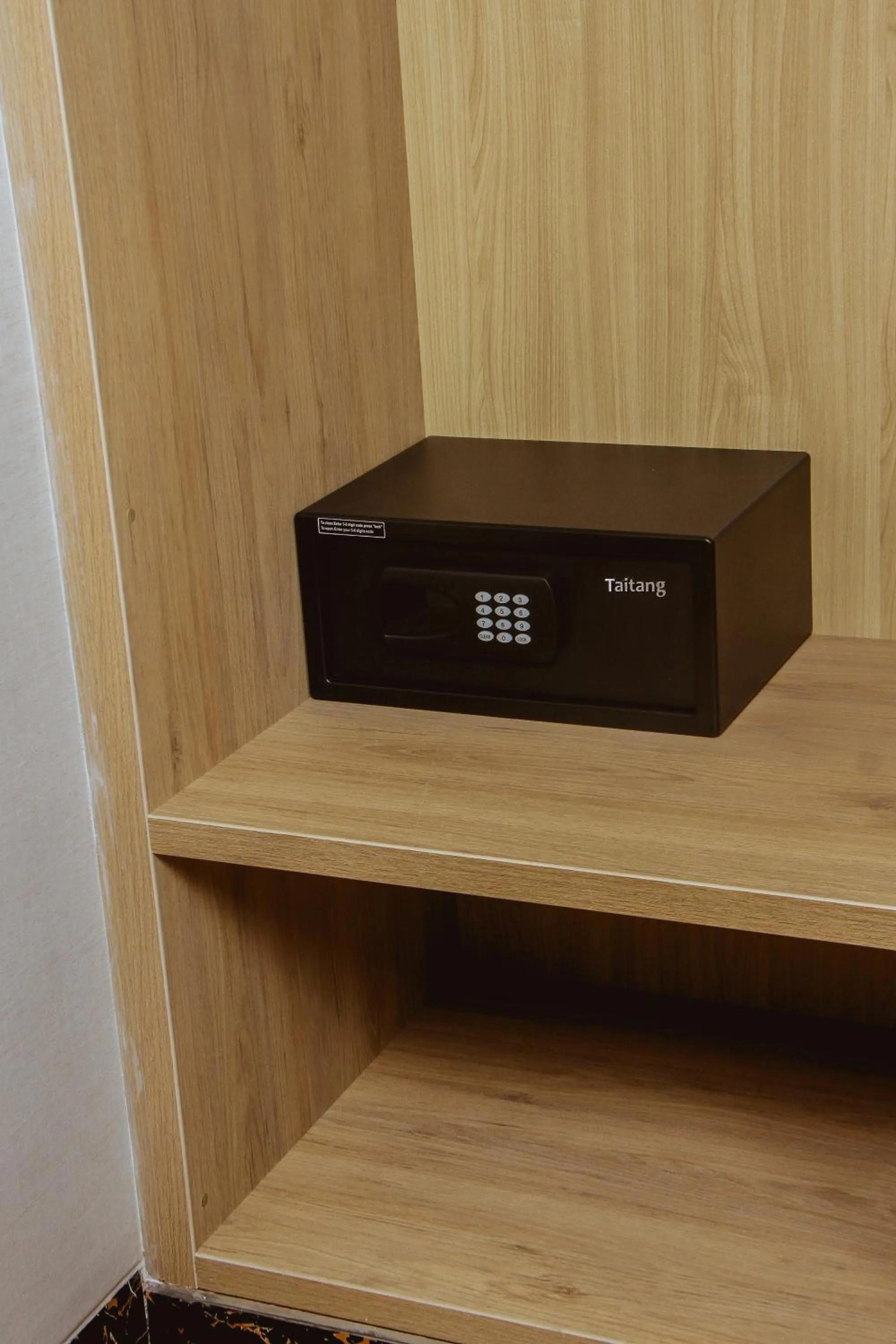 safe in Gold Source Hotel