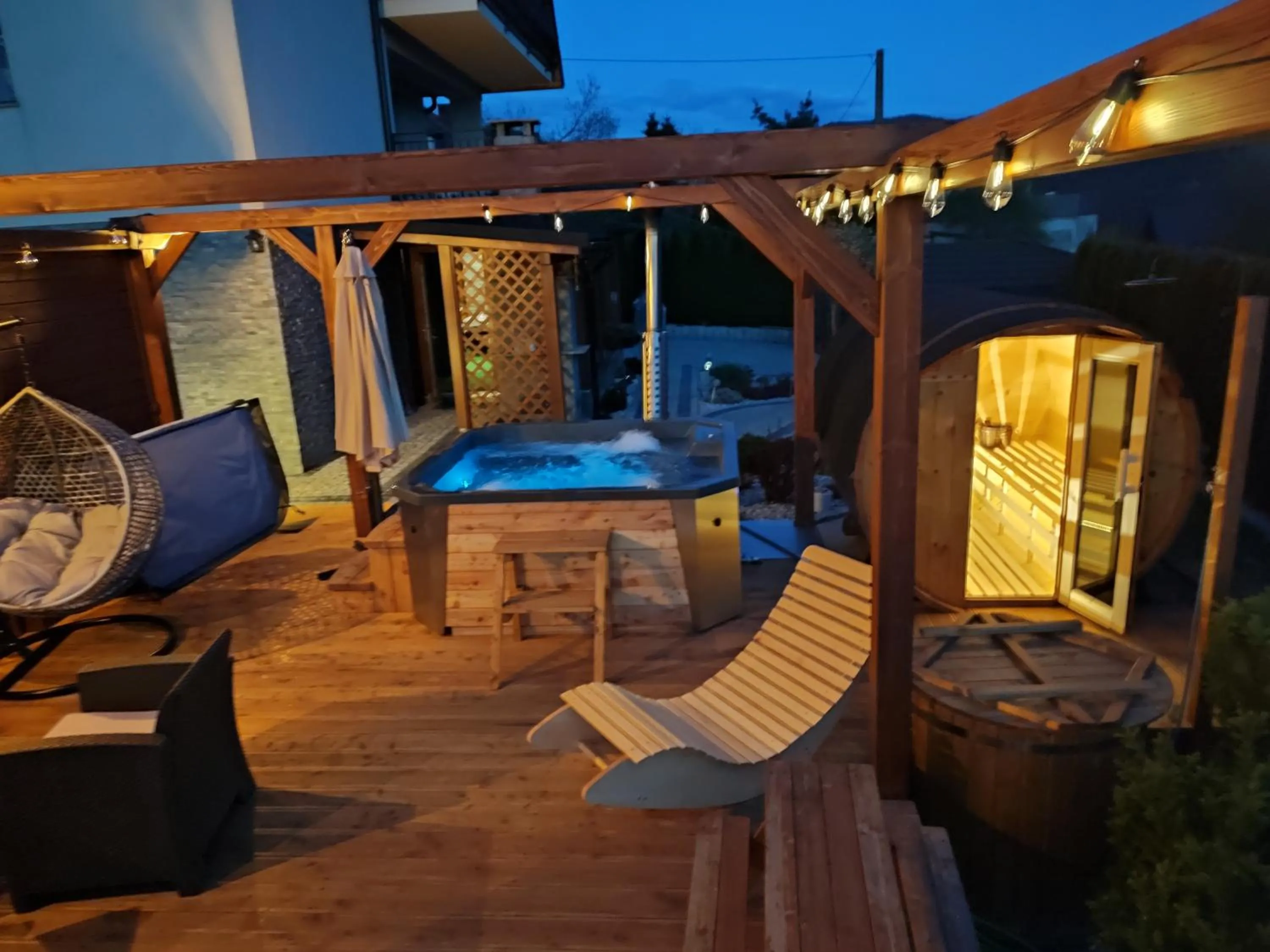 Hot Tub in Apartament na wzgórzu