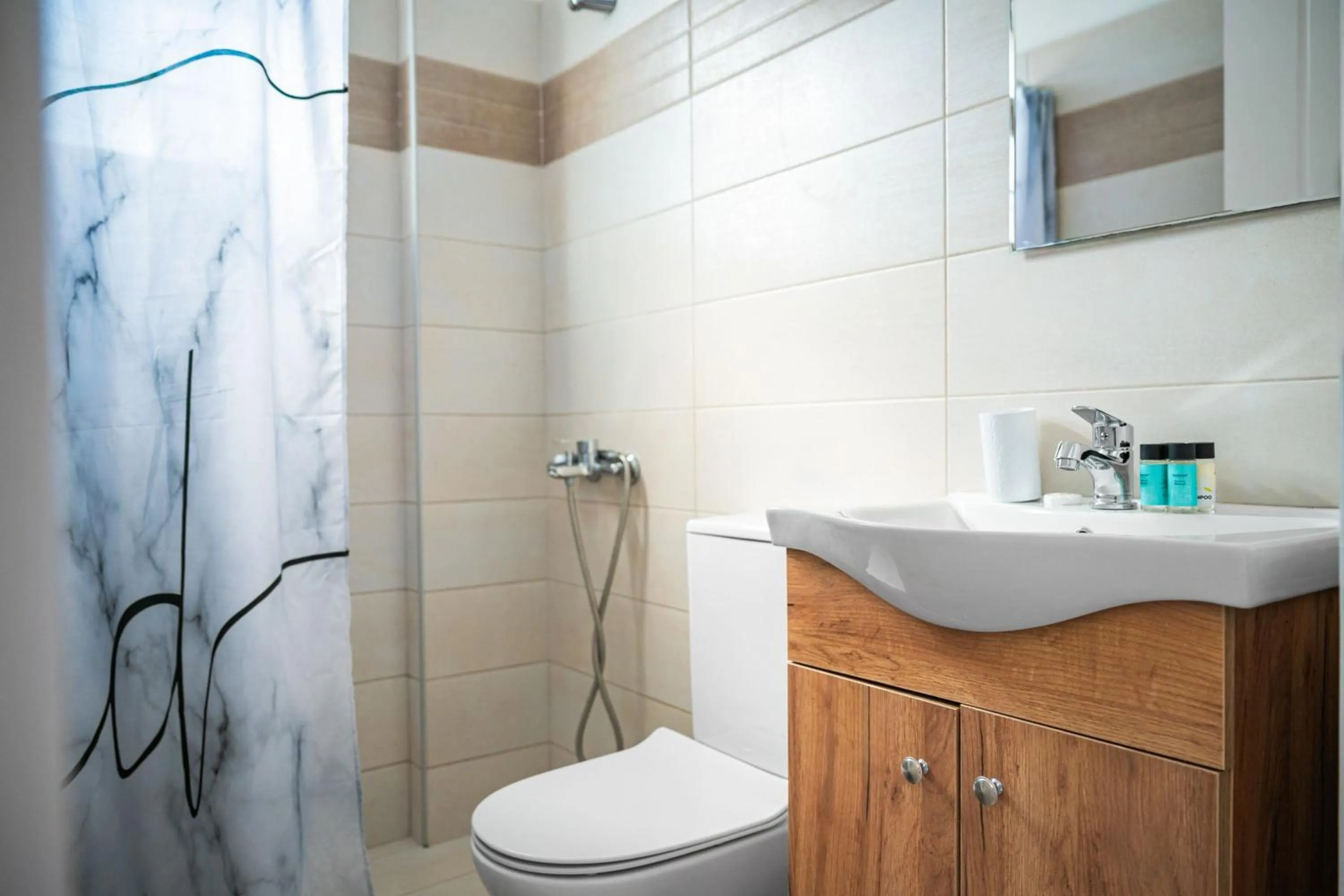 Shower in Eva's Rooms