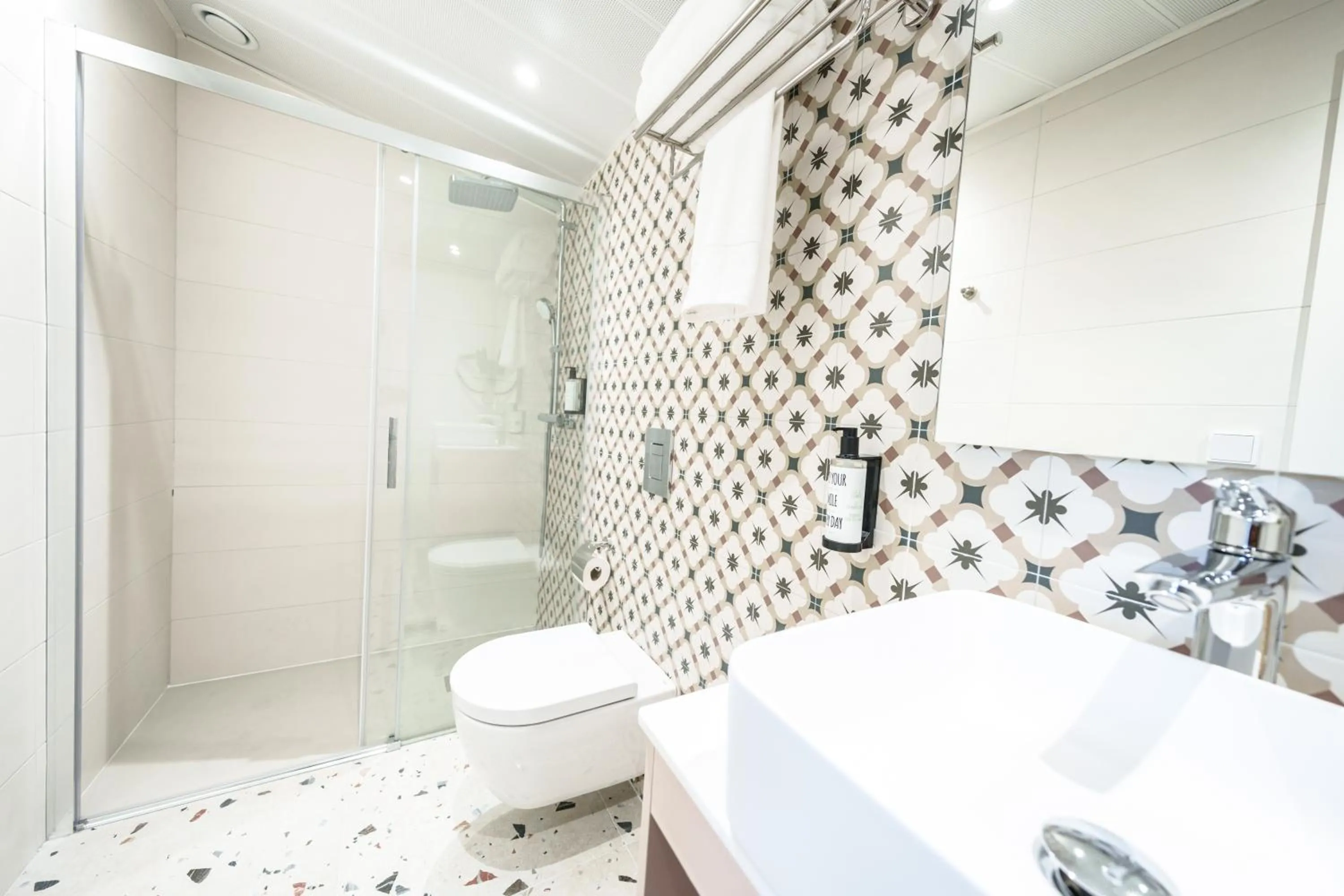 Bathroom in Spirit Apartamentos Valladolid Centro